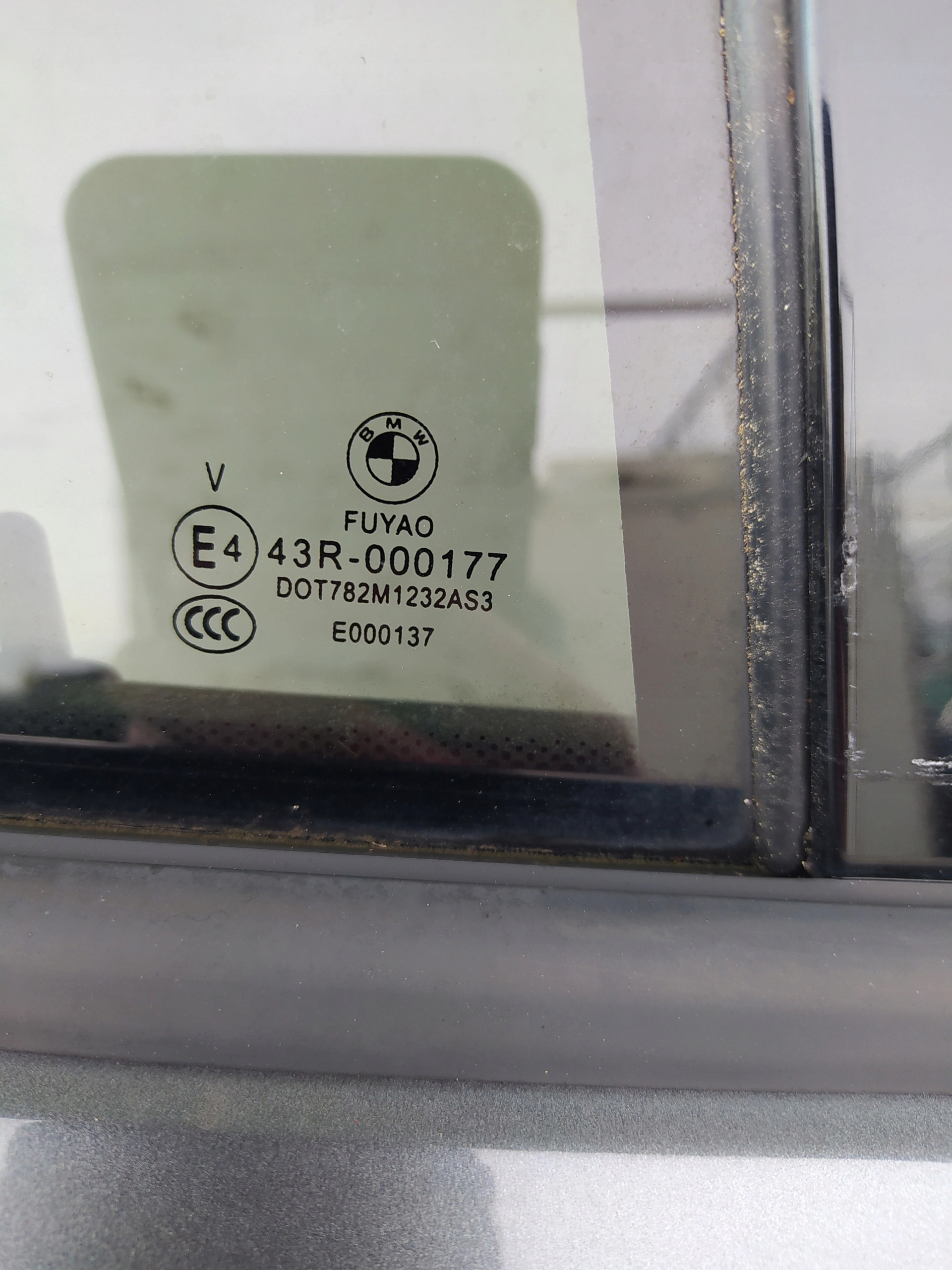 BMW 1 F20 PRAVE ZADNE DVERE