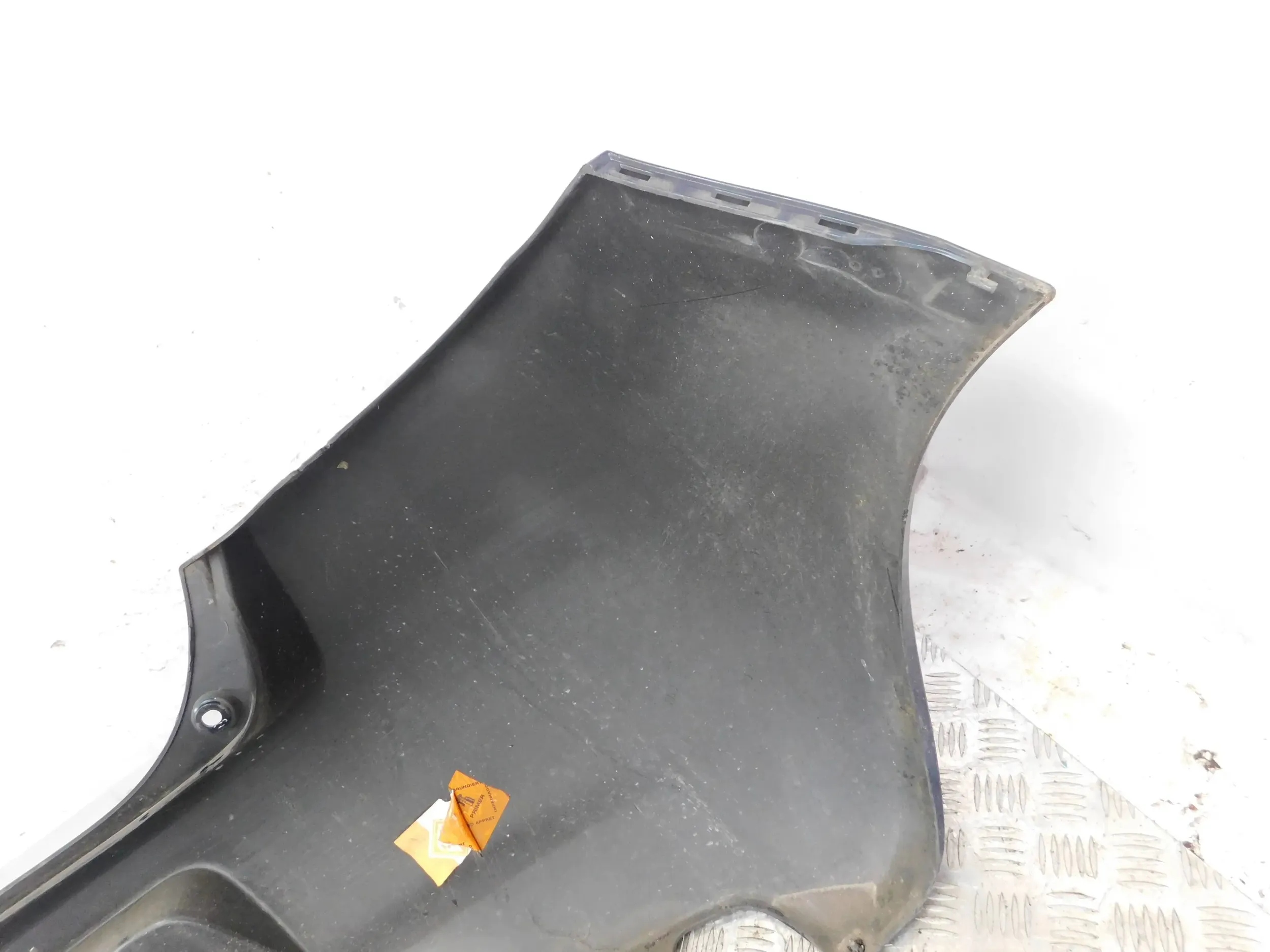 ZADNÝ NÁRAZNÍK TOYOTA YARIS II 2 06-09