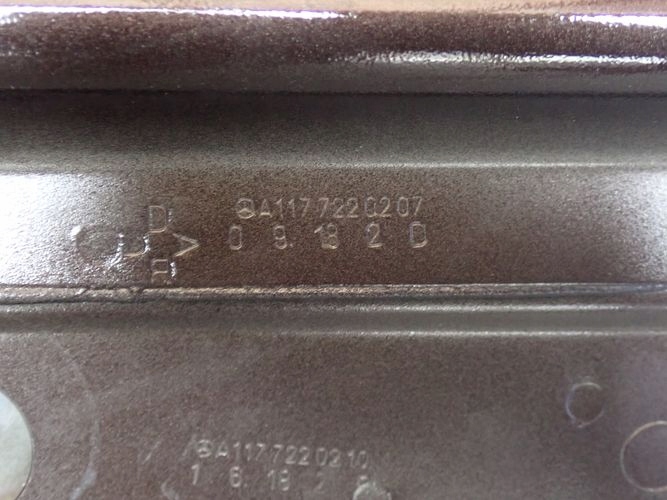 MERCEDES W117 117 CLA PRAVE PREDNE DVERE