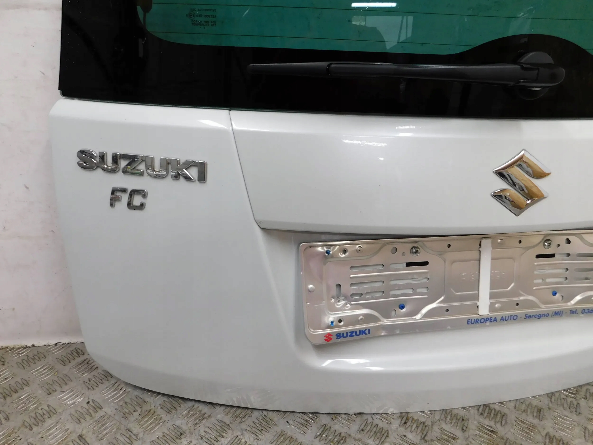 ZADNÁ KAPOTA SUZUKI SPLASH