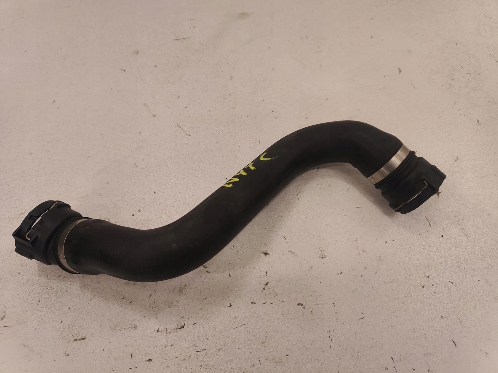 BMW n47d20c 7797257-04  HADICA VODY HADICA TRUBKA HADICA VODY