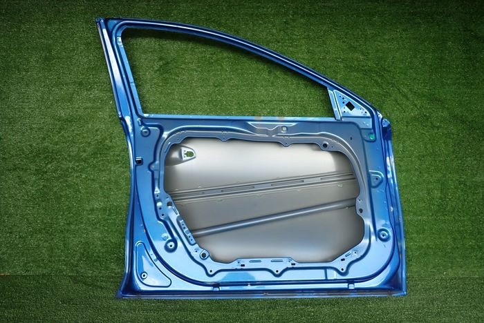 KIA CEED III 18- LAVE PREDNE DVERE