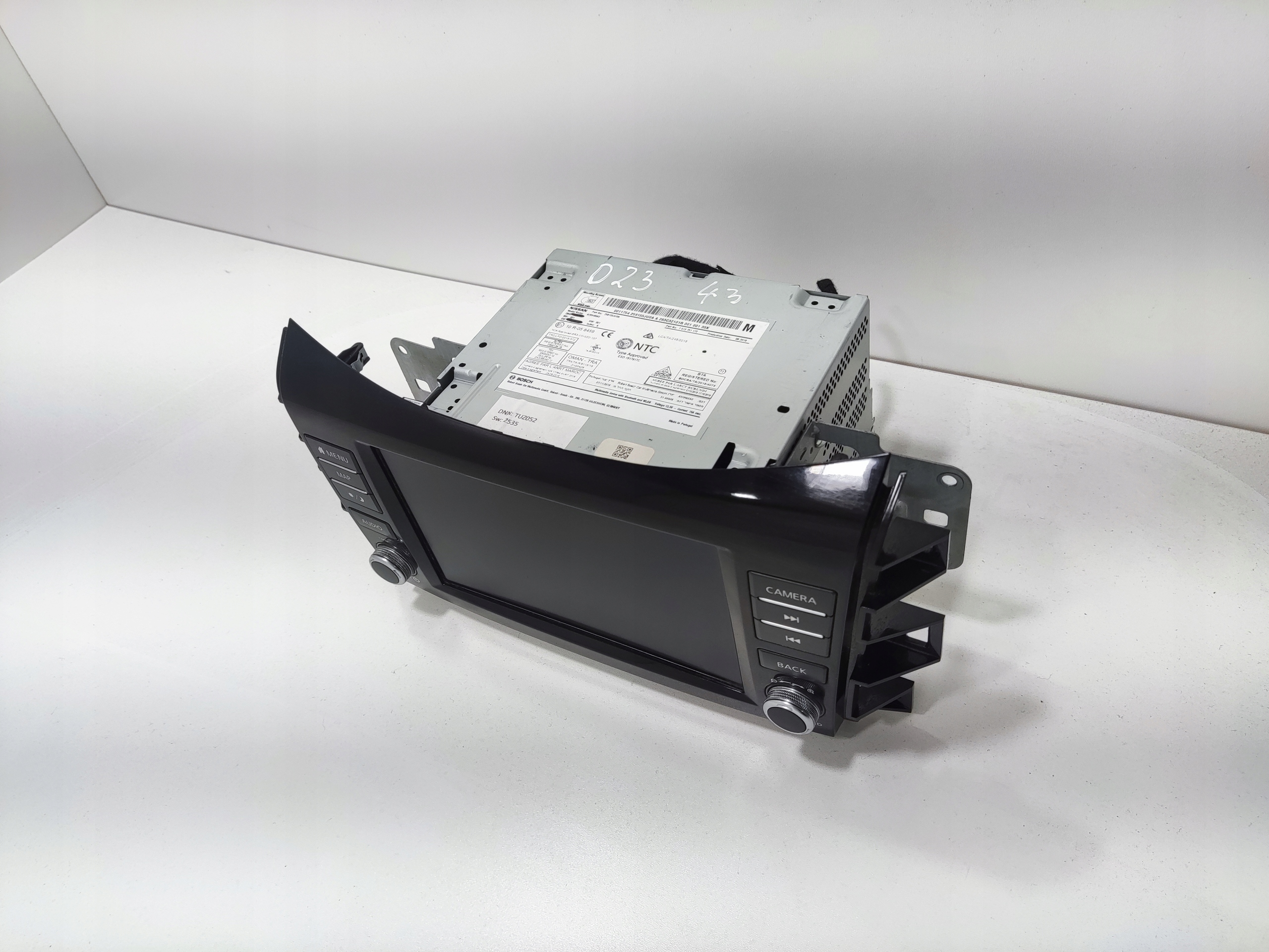 RADIO NAVIGACIA NISSAN NAVARA IV D23 NP300 259155JU0A 2015-2022
