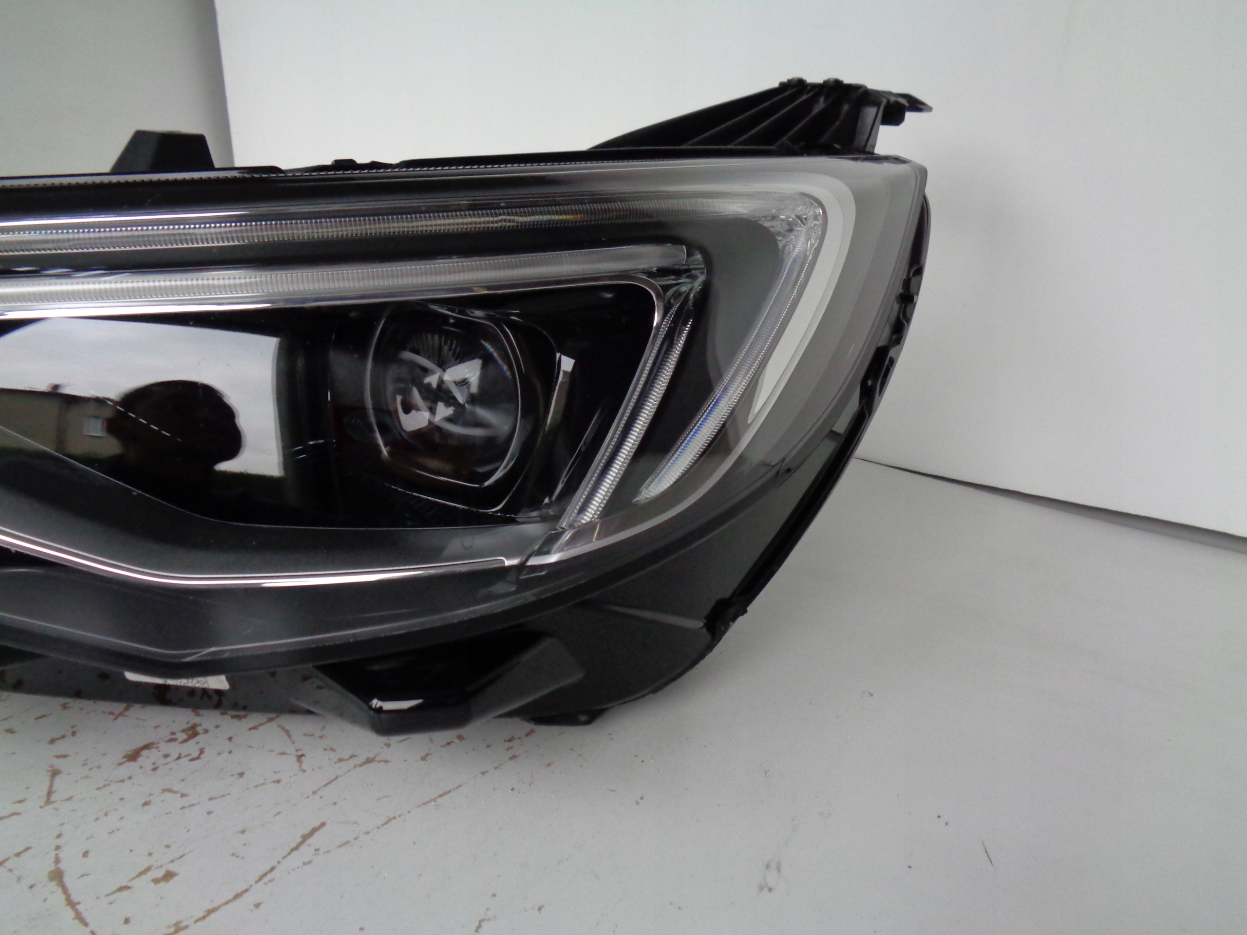 LAVE PREDNE SVETLO OPEL GRANDLAND X 16- FULL LED