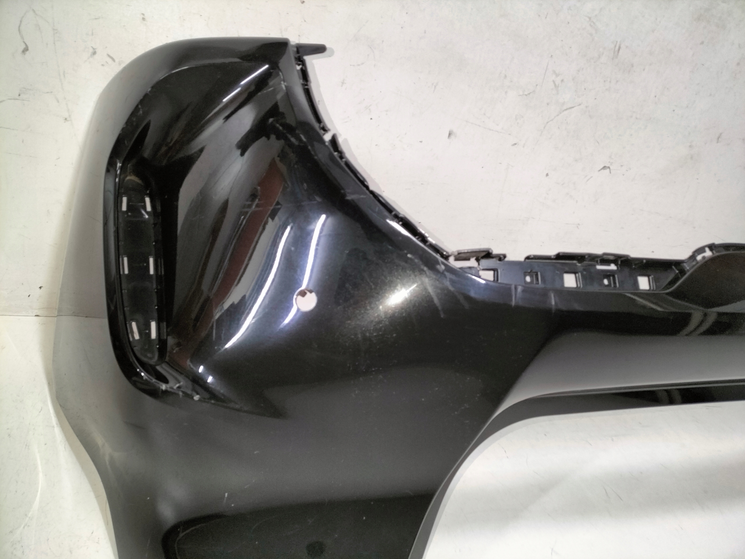 ZADNÝ NÁRAZNÍK BMW 1 F40 19- M-PAKET
