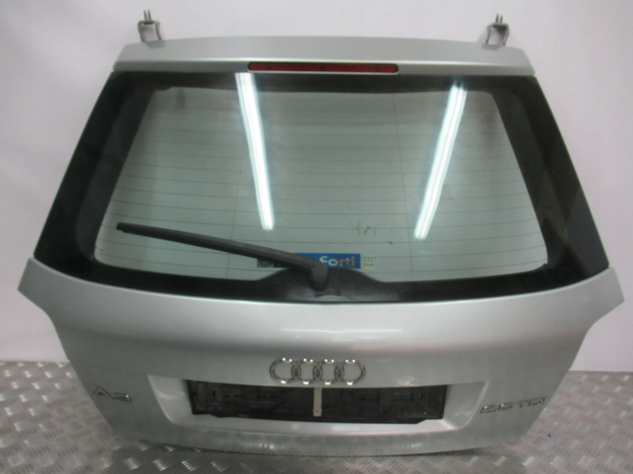 ZADNÁ KAPOTA AUDI A3 8L