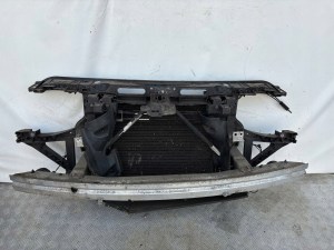 PREDNÉ PÁS VÝSTUHA CHLADIČE BMW X3 E83 3.0i PREDNÉ PÁS VÝSTUHA CHLADIČE BMW X3 E83 3.0i