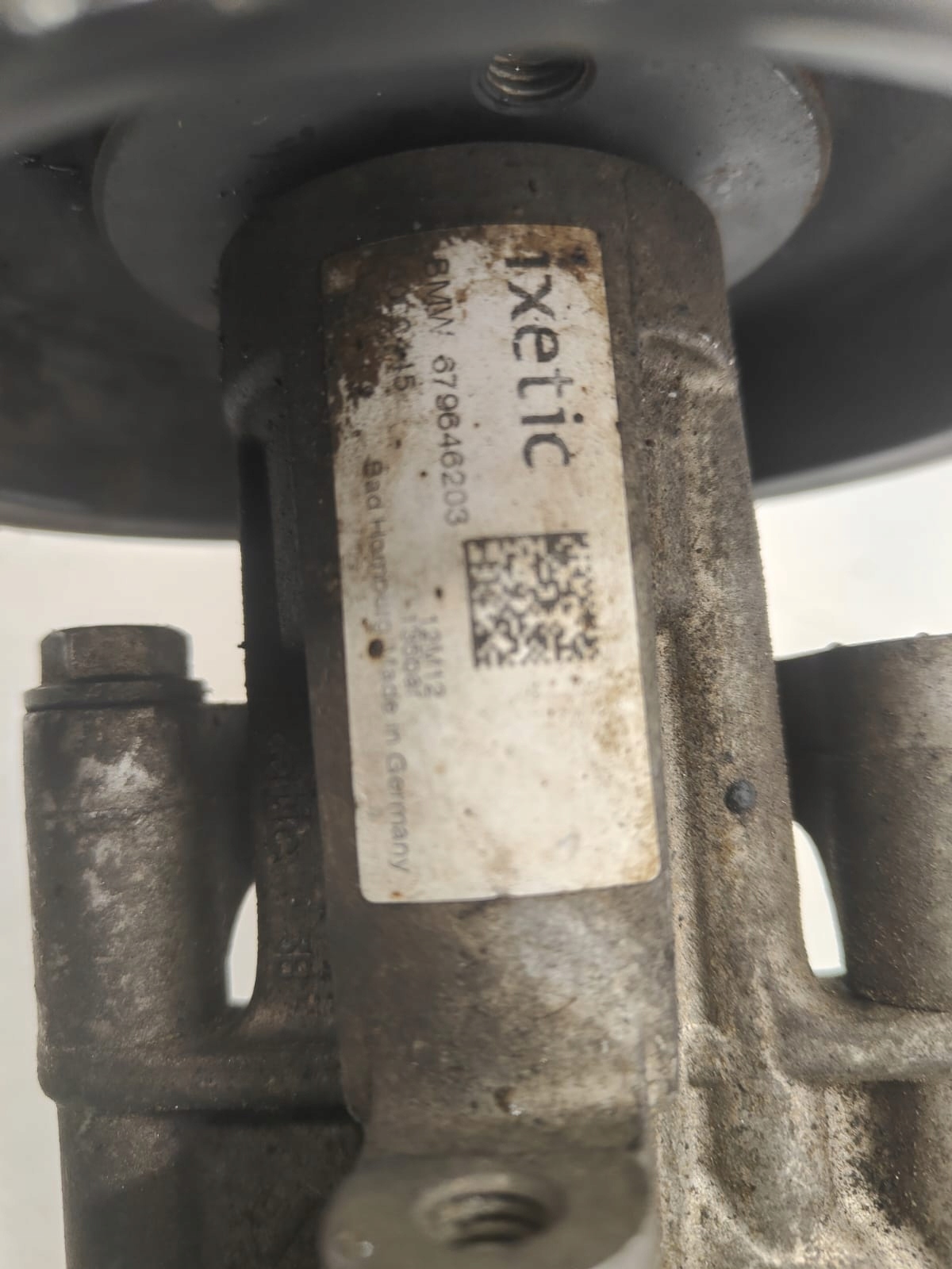 BMW x5 e70 lci lift n57 oe 679646203 SERVOČERPADLO