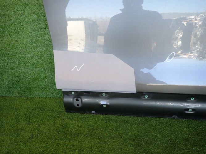 VW TOUAREG 10- PRAVE PREDNE DVERE