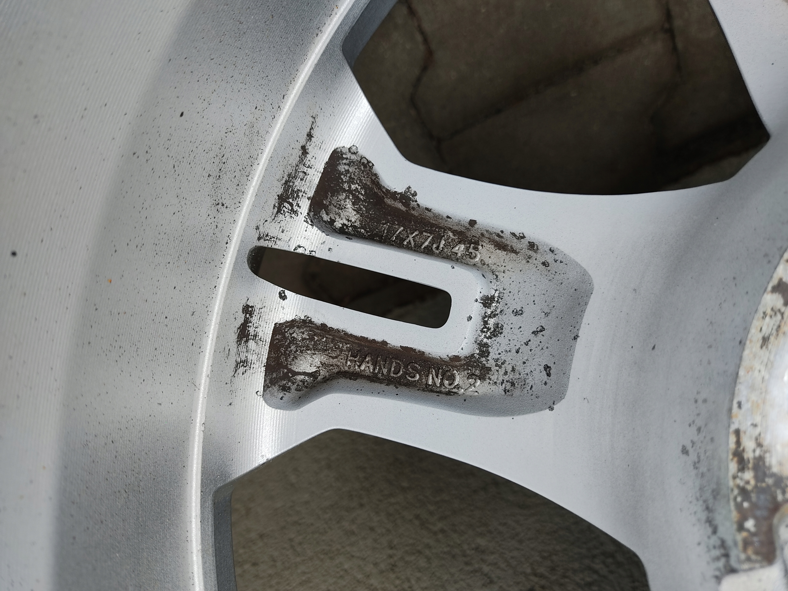 KOLESA HLINIKOVE DISKY ELEKTRONY 17 NISSAN NAVARA IV D23 NP300 6×114.3 ET45 7J
