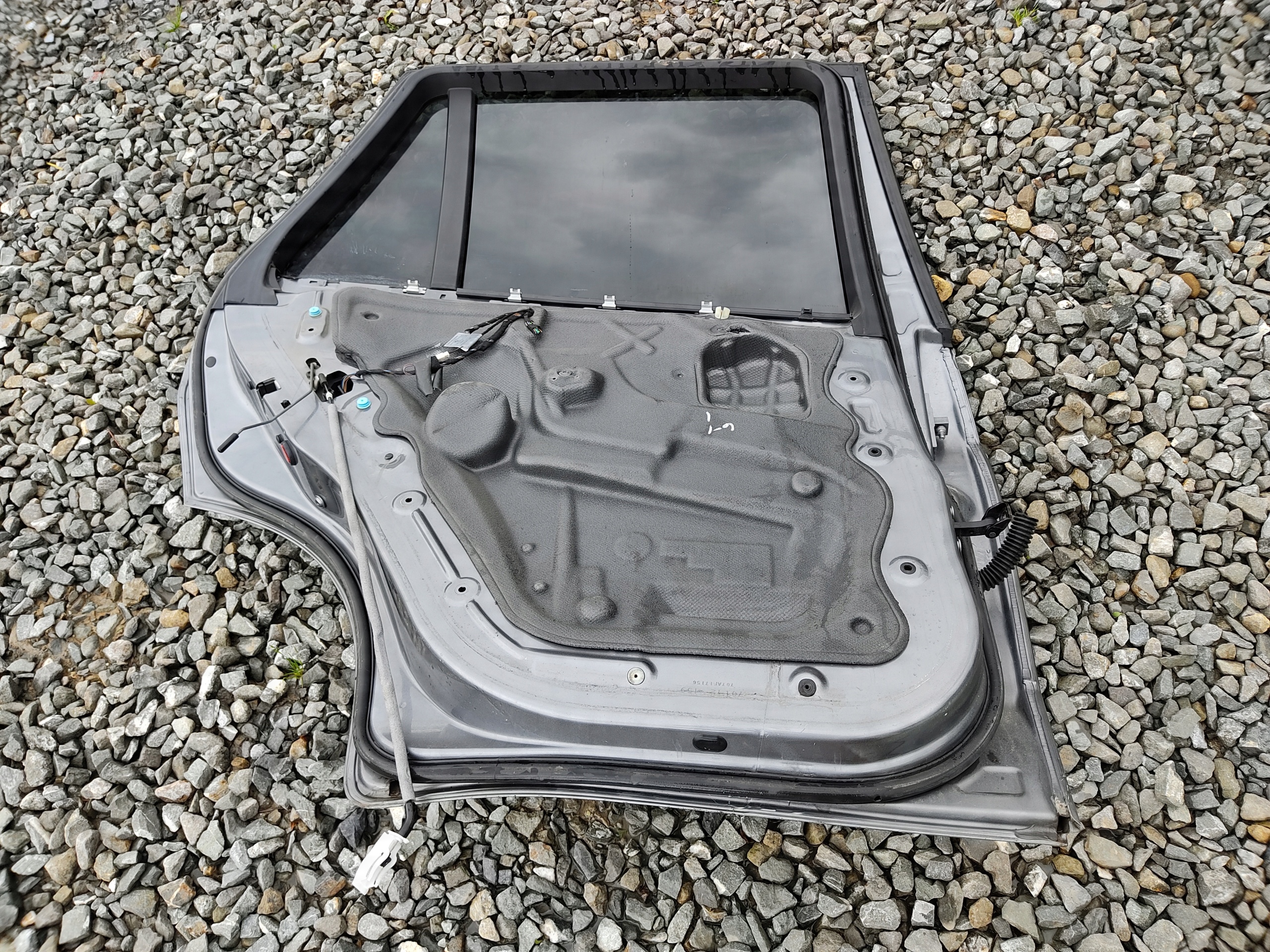LAVE ZADNE DVERE BMW X5 E70 2006-2013