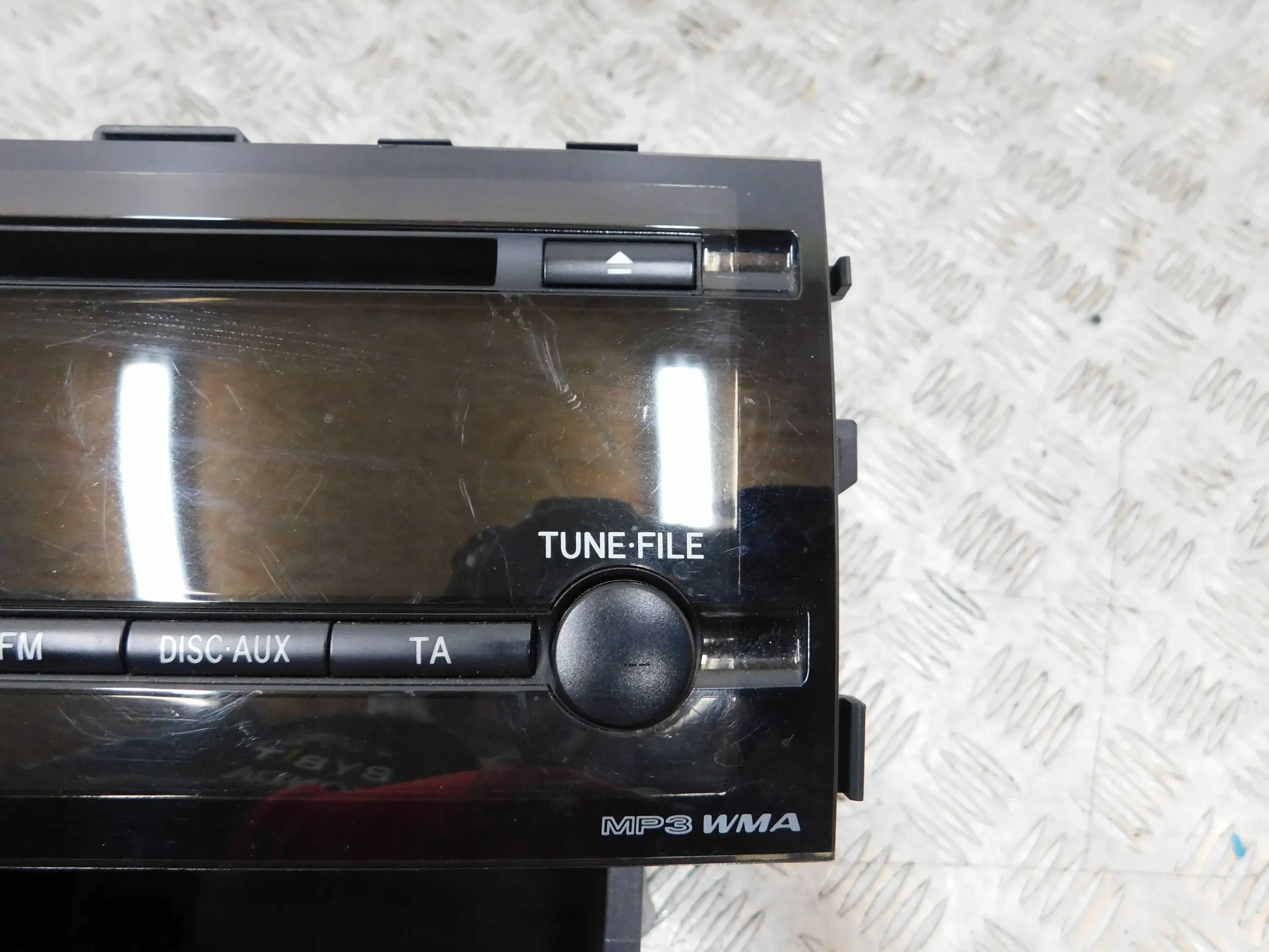 RADIO TOYOTA PRIUS II 86120-47221