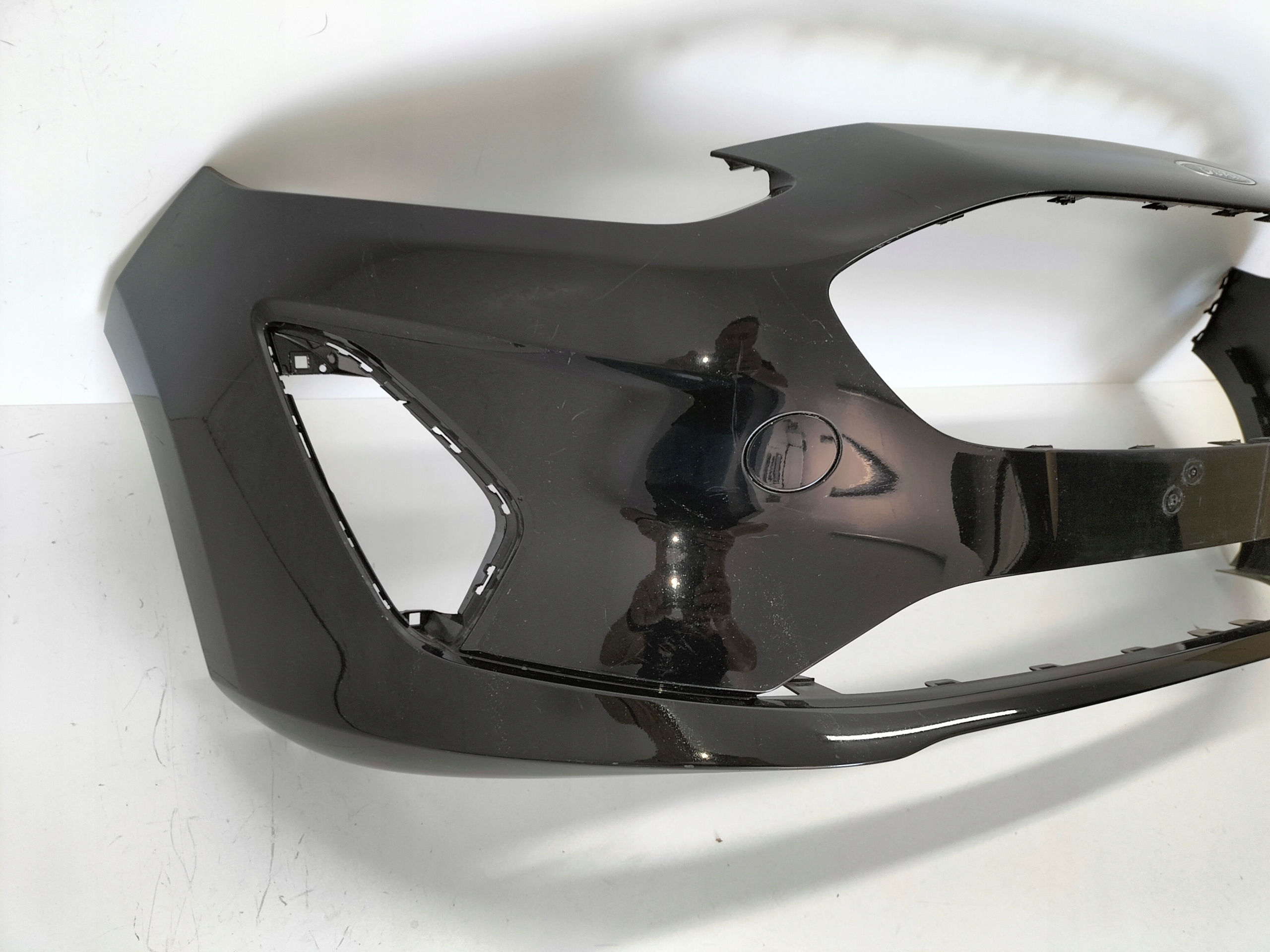 PREDNÝ NÁRAZNÍK FORD FIESTA MK8 17-