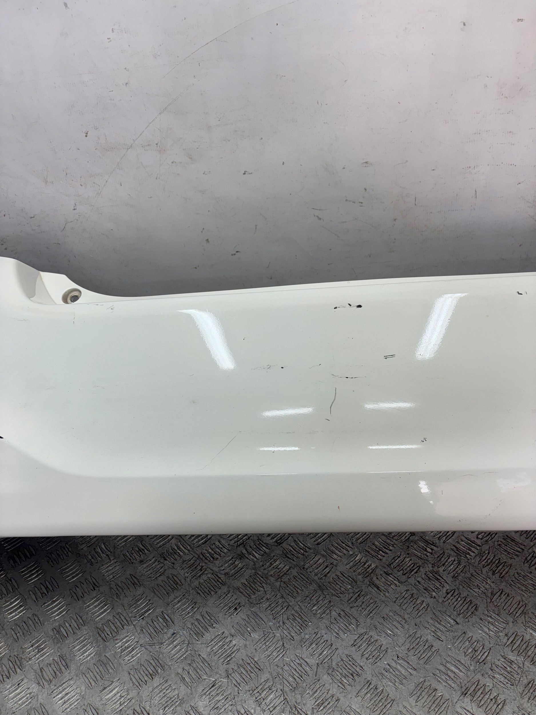 ZADNÝ NÁRAZNÍK TOYOTA YARIS III 3 11-