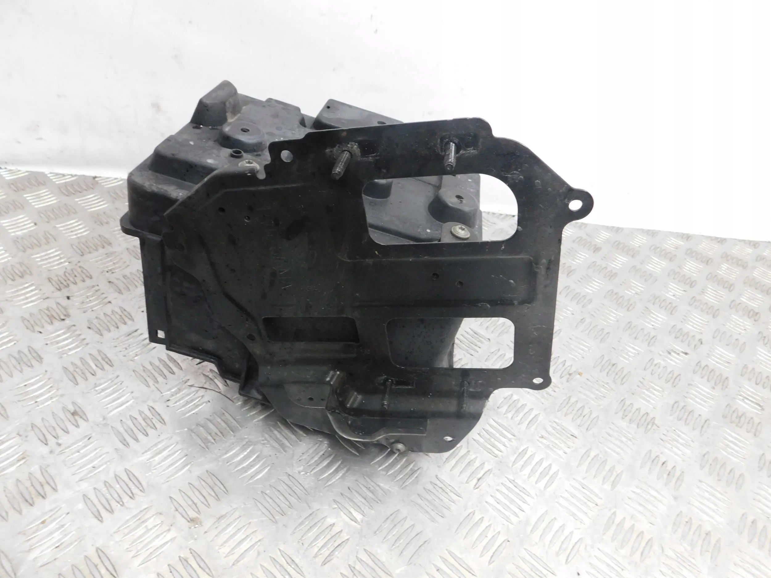 DRZIAK AUTOBATERIE FORD FIESTA MK7