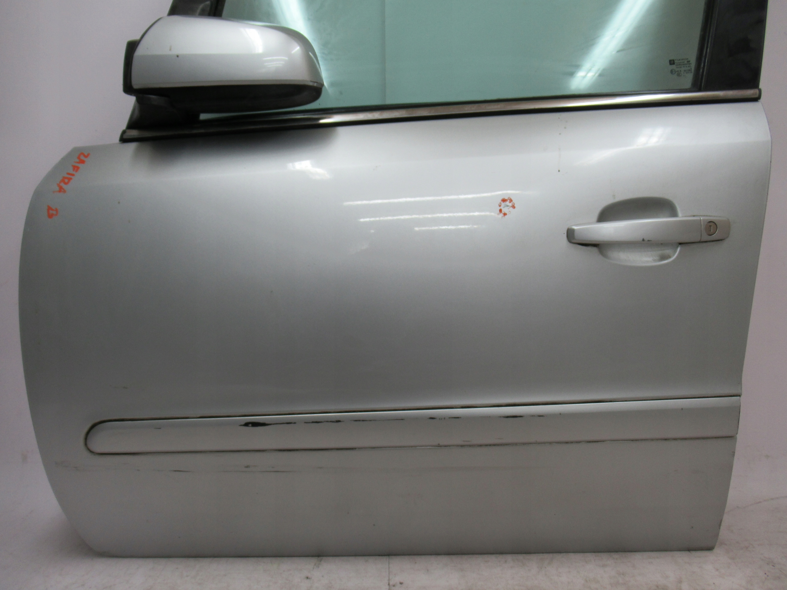 ĽAVÉ PREDNÉ DVERE OPEL ZAFIRA B