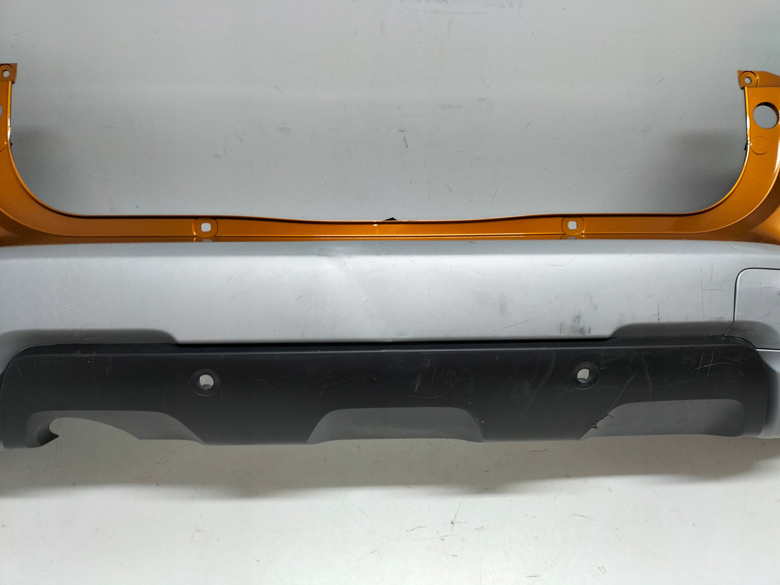 ZADNÝ NÁRAZNÍK DACIA DUSTER II 17-