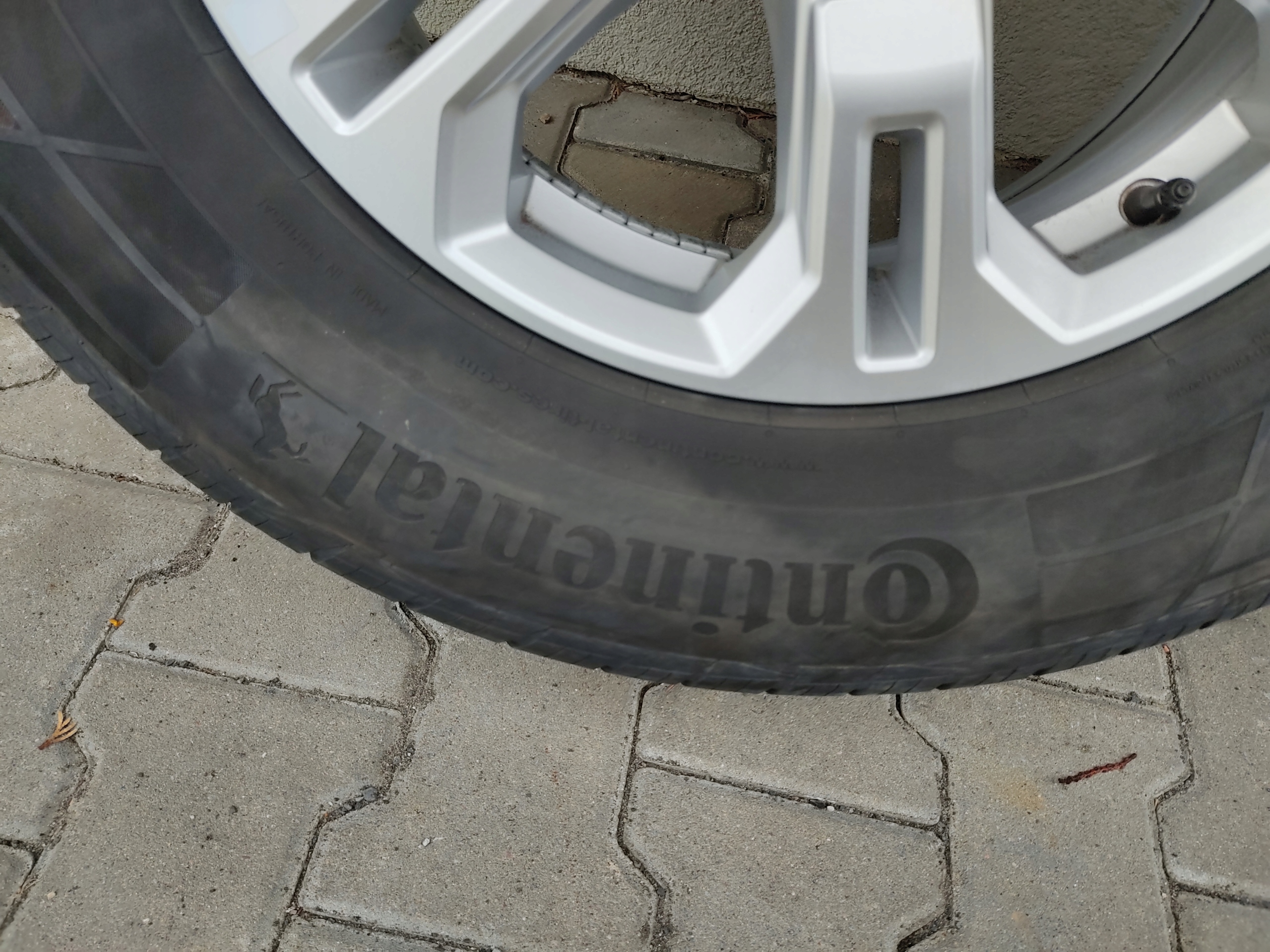 KOLESA HLINIKOVE DISKY ELEKTRONY 17 NISSAN NAVARA IV D23 NP300 6×114.3 ET45 7J