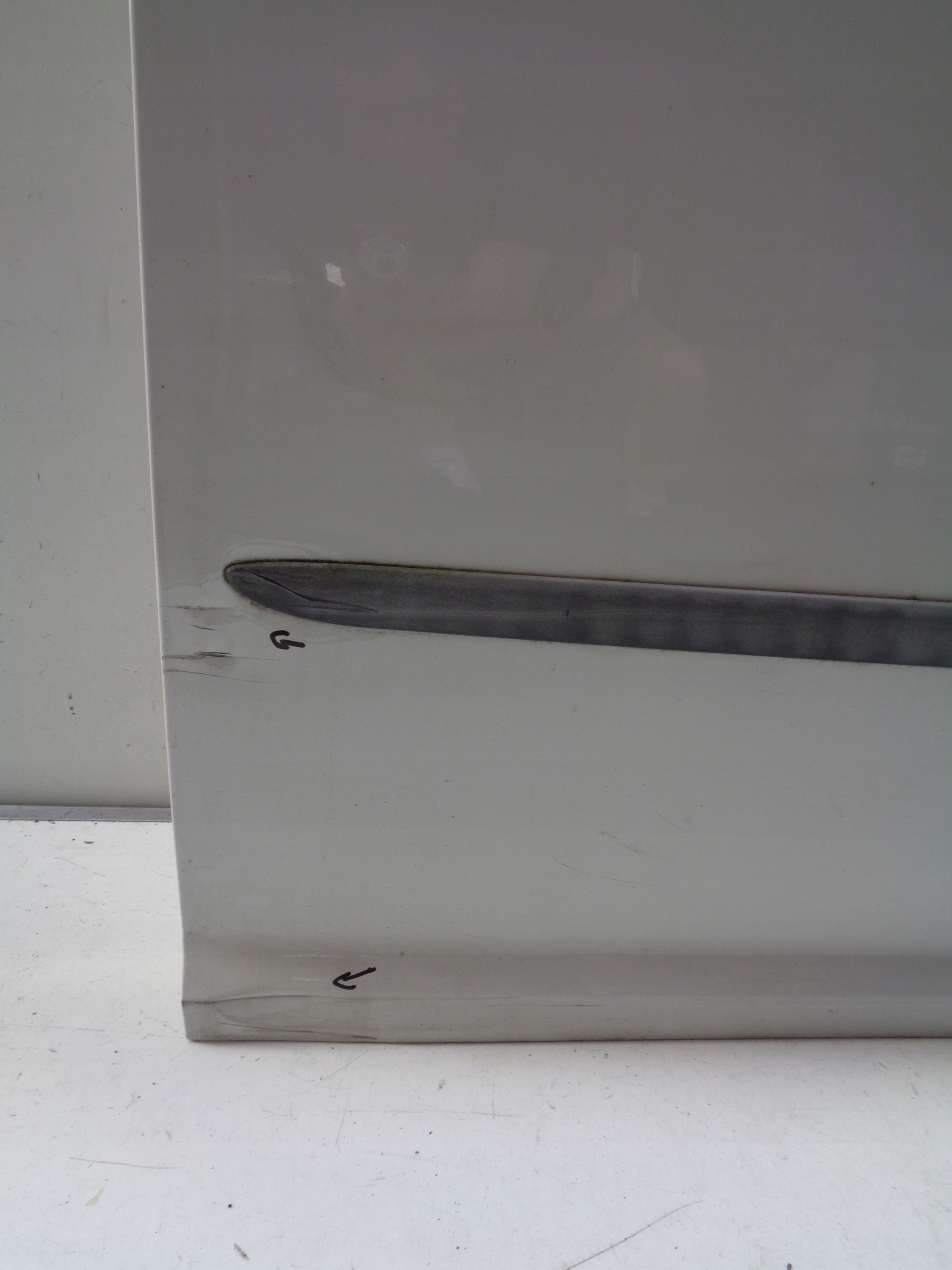 PRAVE ZADNE DVERE POSUVNE VW CADDY 2K 03- LONG