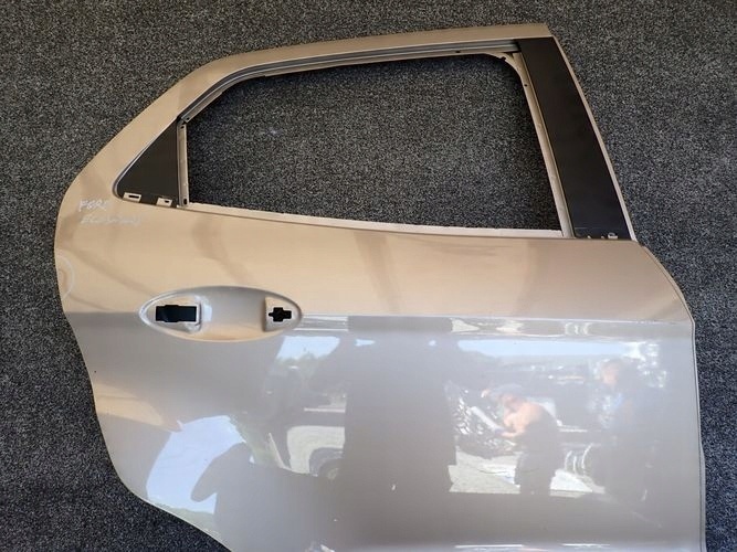 FORD ECOSPORT 12- PRAVE ZADNE DVERE