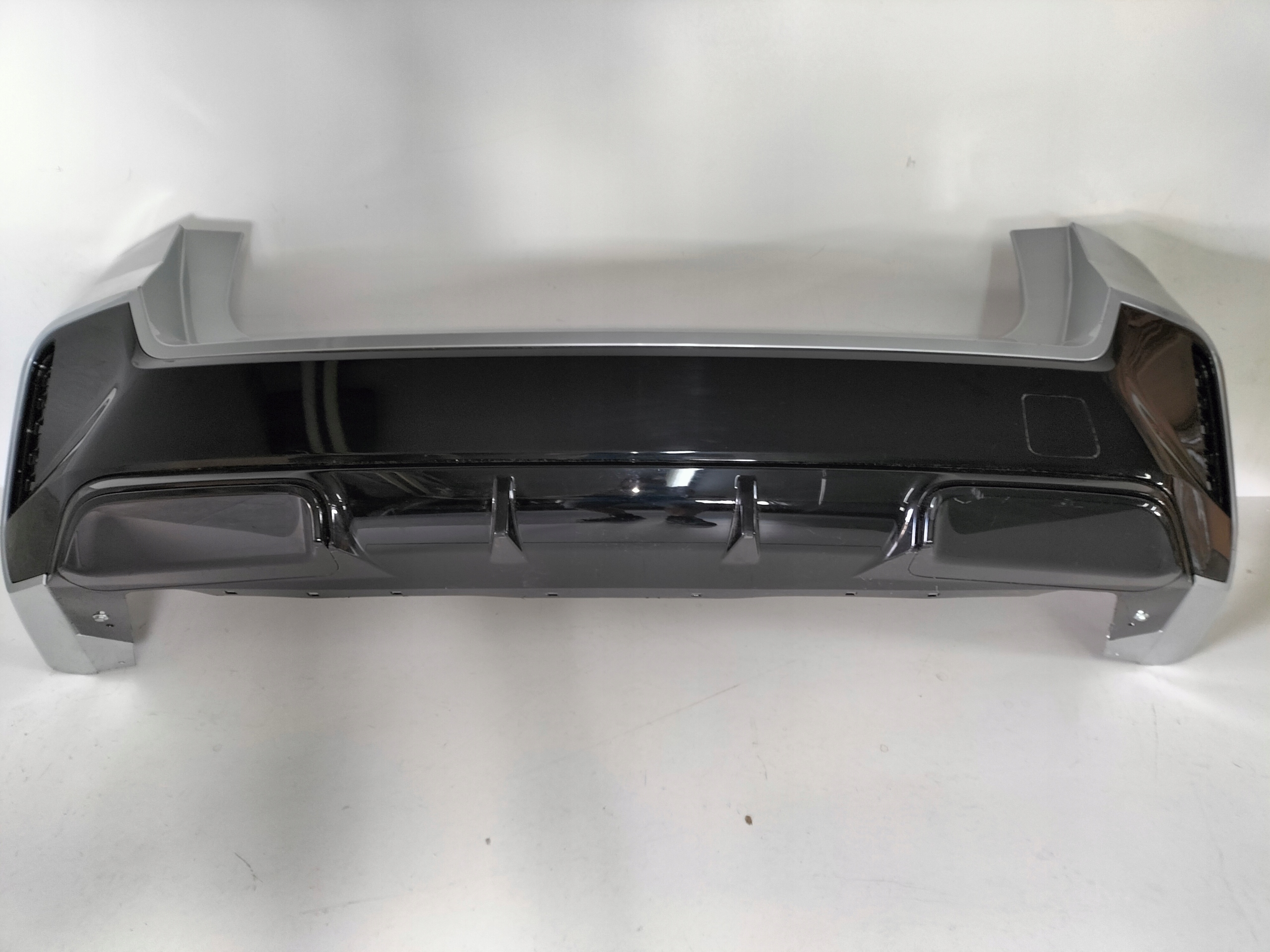 ZADNÝ NÁRAZNÍK BMW X1 U11 22- M-PAKET