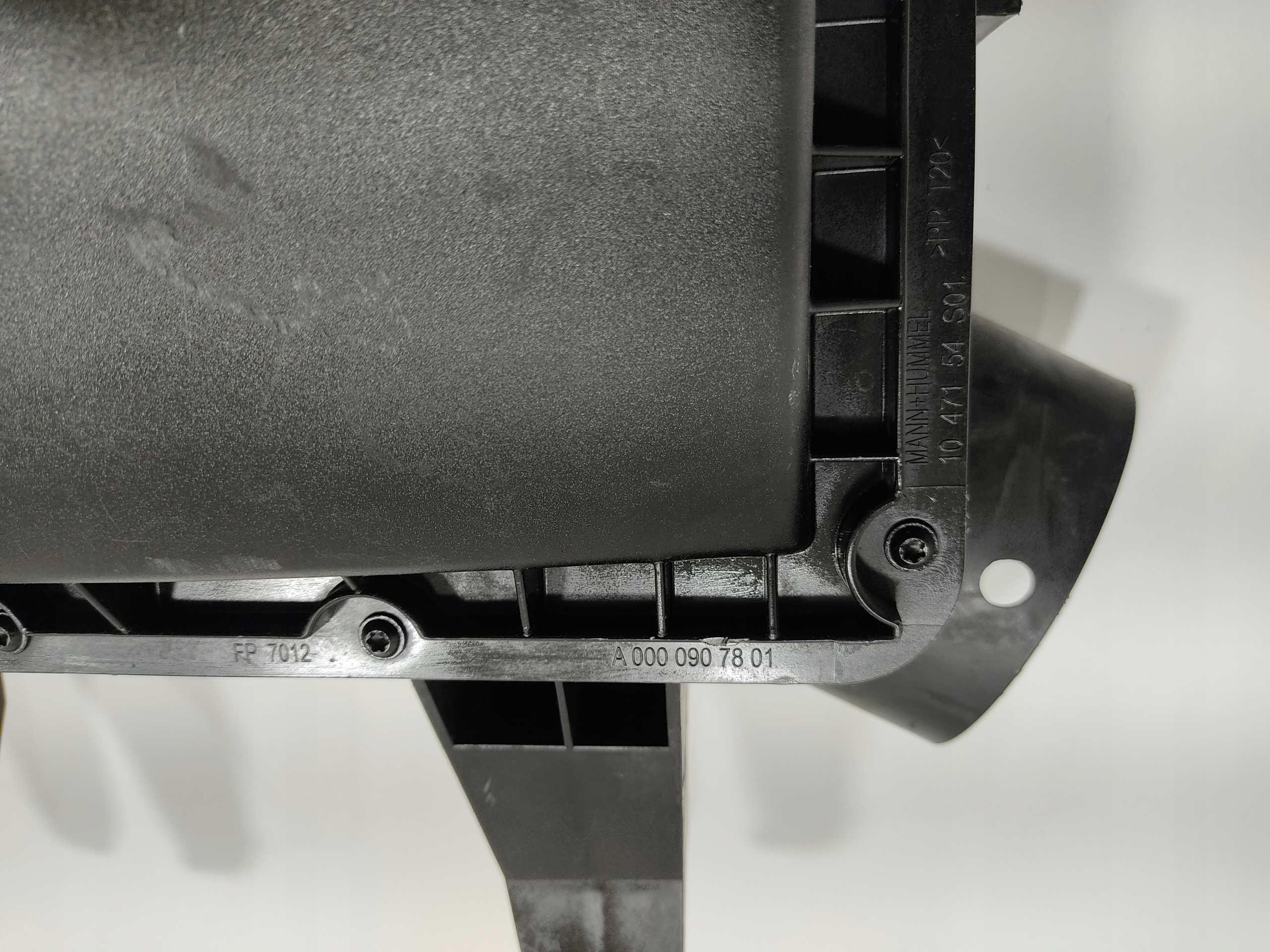 OBAL VZDUCHOVÉHO FILTERA MERCEDES SPRINTER W906 906 A0000907801 2006-2014