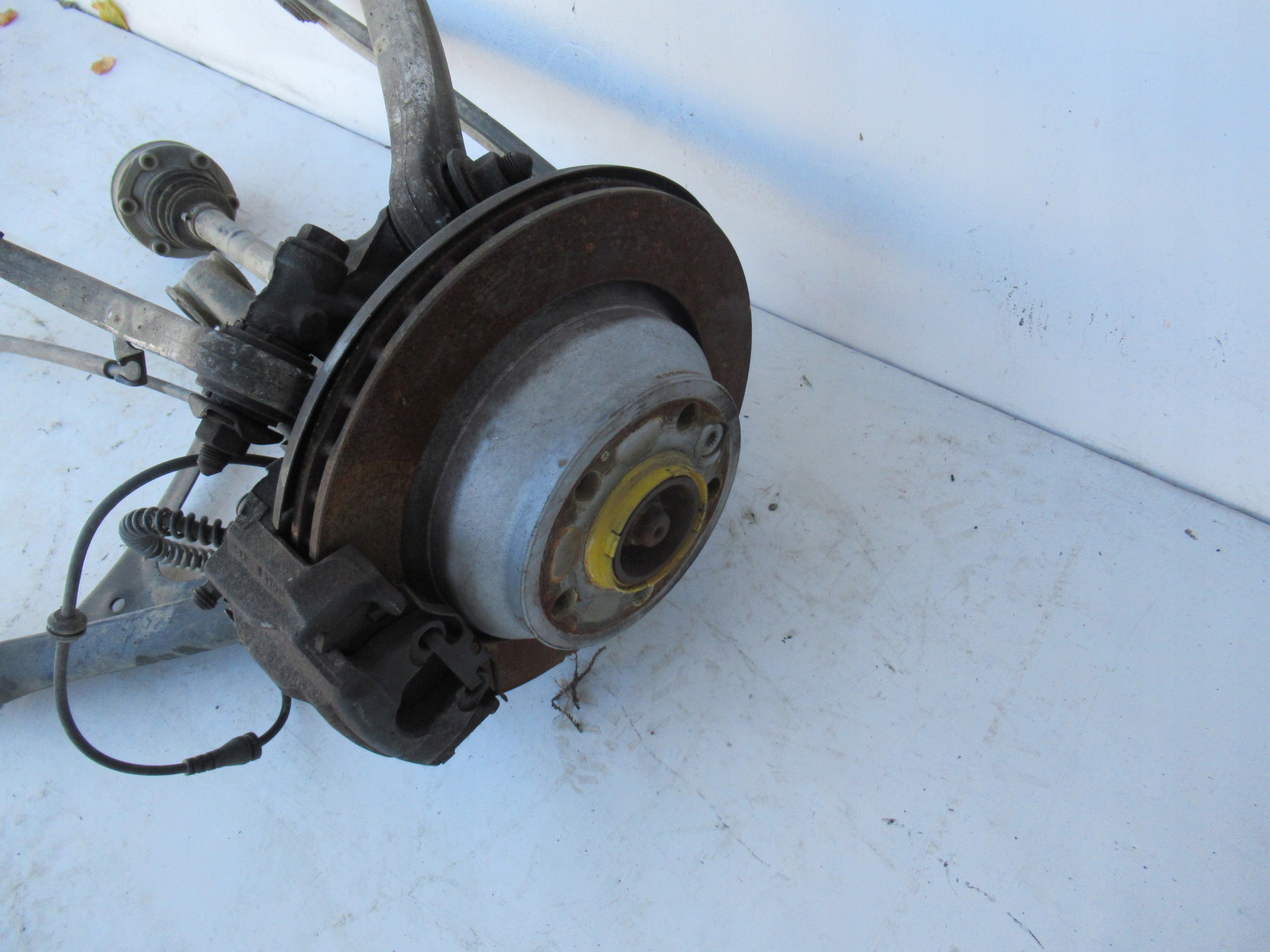 PRAVY ZADNY OTOC VW TOUAREG 7L 02-