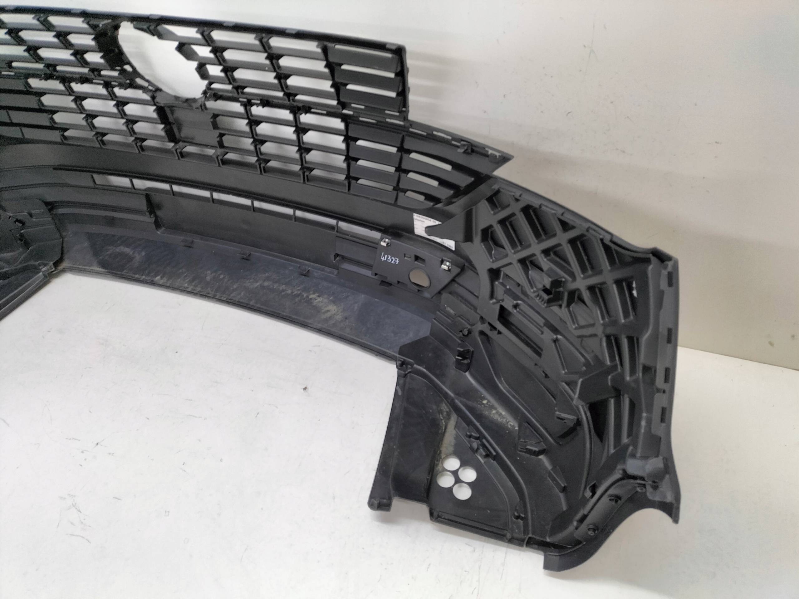 PREDNÝ NÁRAZNÍK VW TRANSPORTER T6 LIFT 19-