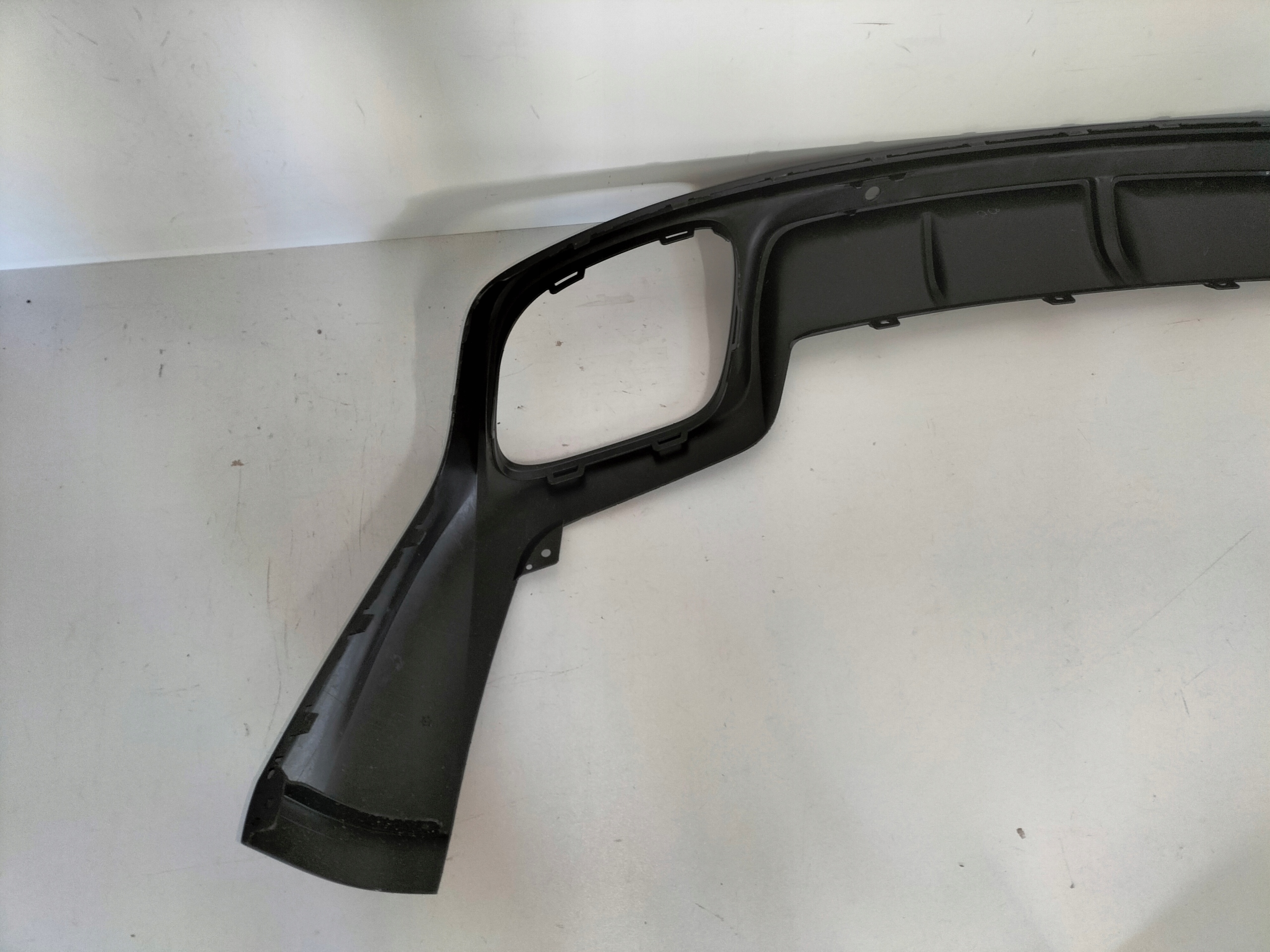 ZADNY SPOJLER PORSCHE PANAMERA LIFT 19-