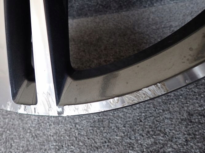 AUDI A6 C8 S6 8,5Jx21 ET37 5×112 HLINIKOVY DISK ELEKTRON