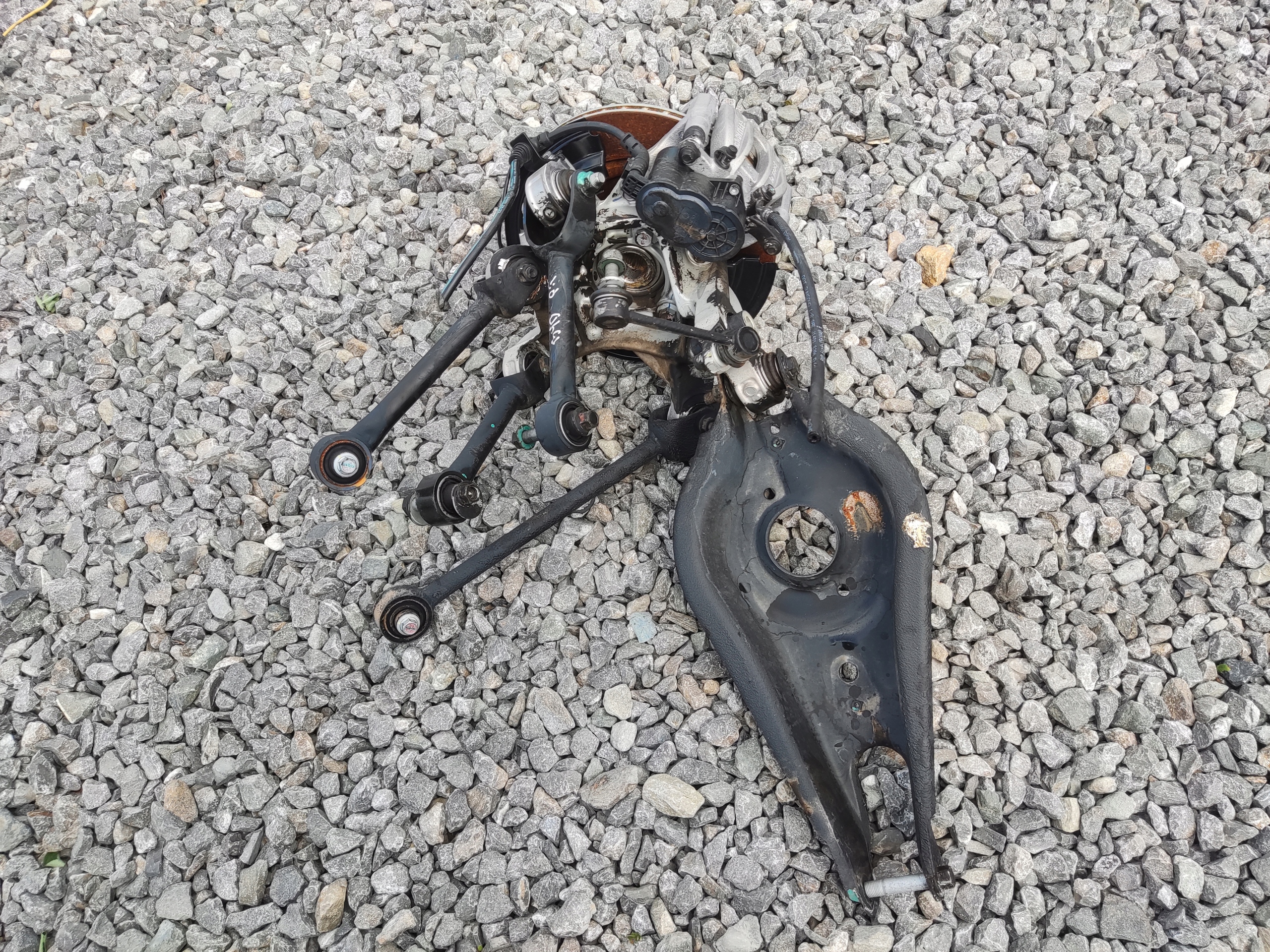 NABOJ PRAVA PRAVÝ ZADNÝ ZADNA RAMENO RAMENA ZAVESENIE  BYD SEAL 2024-2025