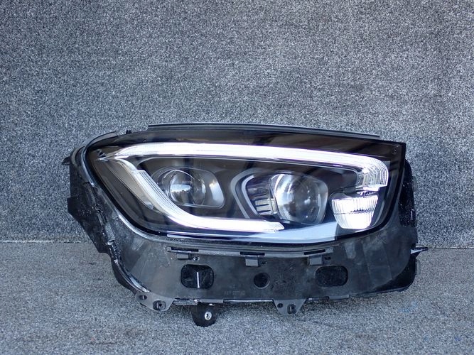 MERCEDES W253 253 GLC MULTIBEAM LED LIFT 19- PRAVE PREDNE SVETLO