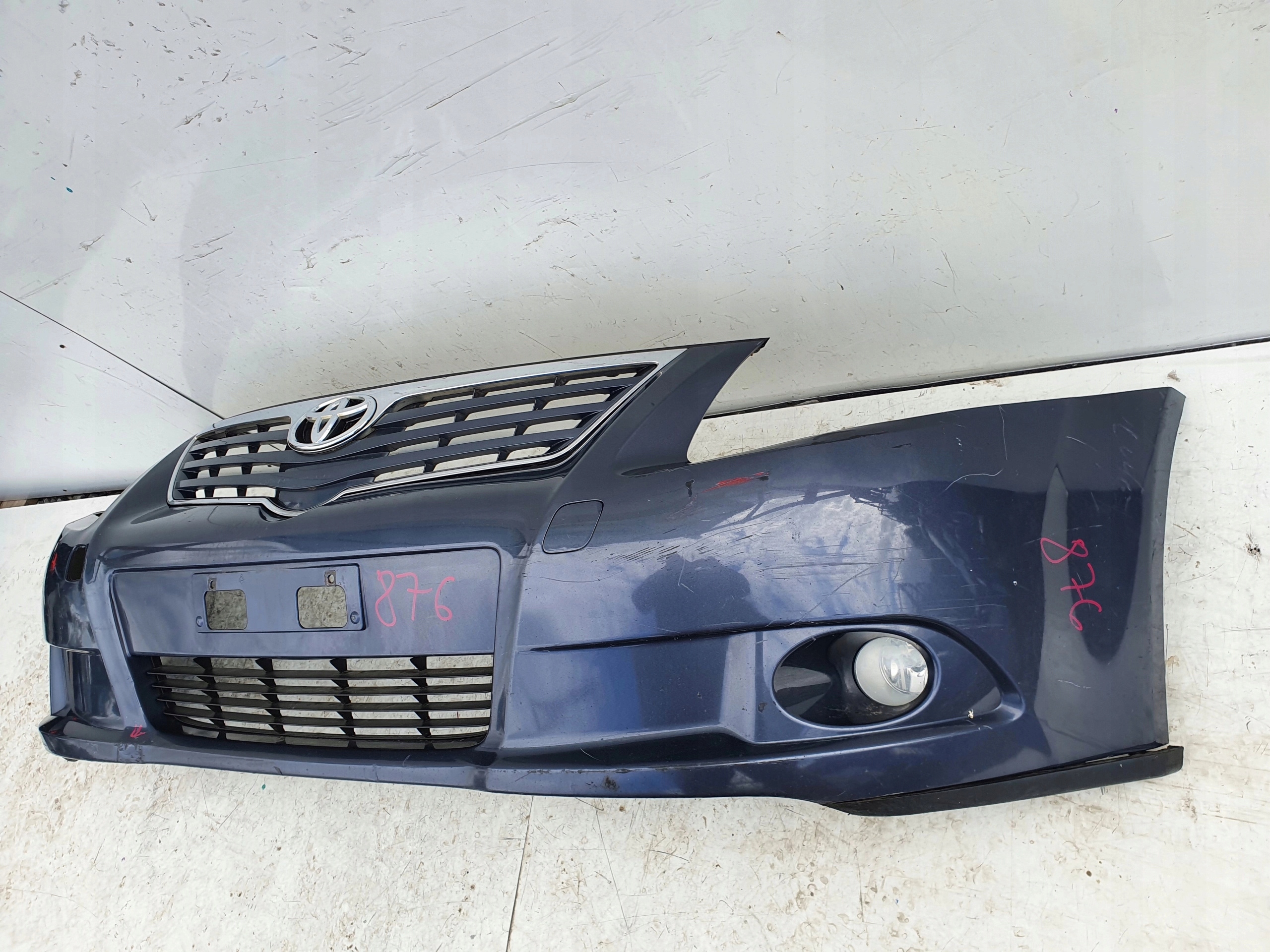 TOYOTA T27 PREDNÝ NÁRAZNÍK