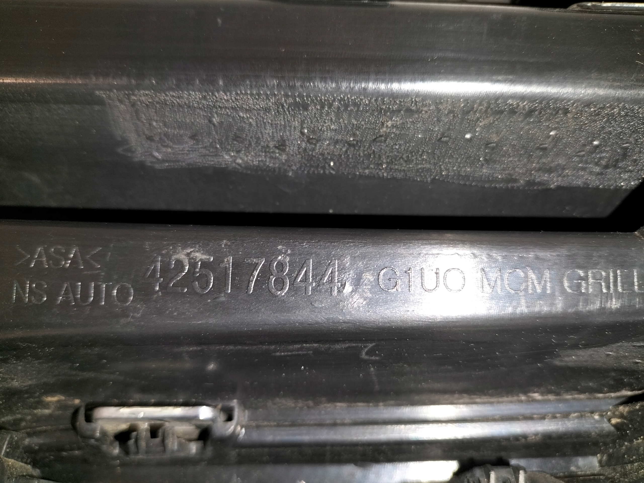 MRIEZKA LISTA OPEL MOKKA X 16-21