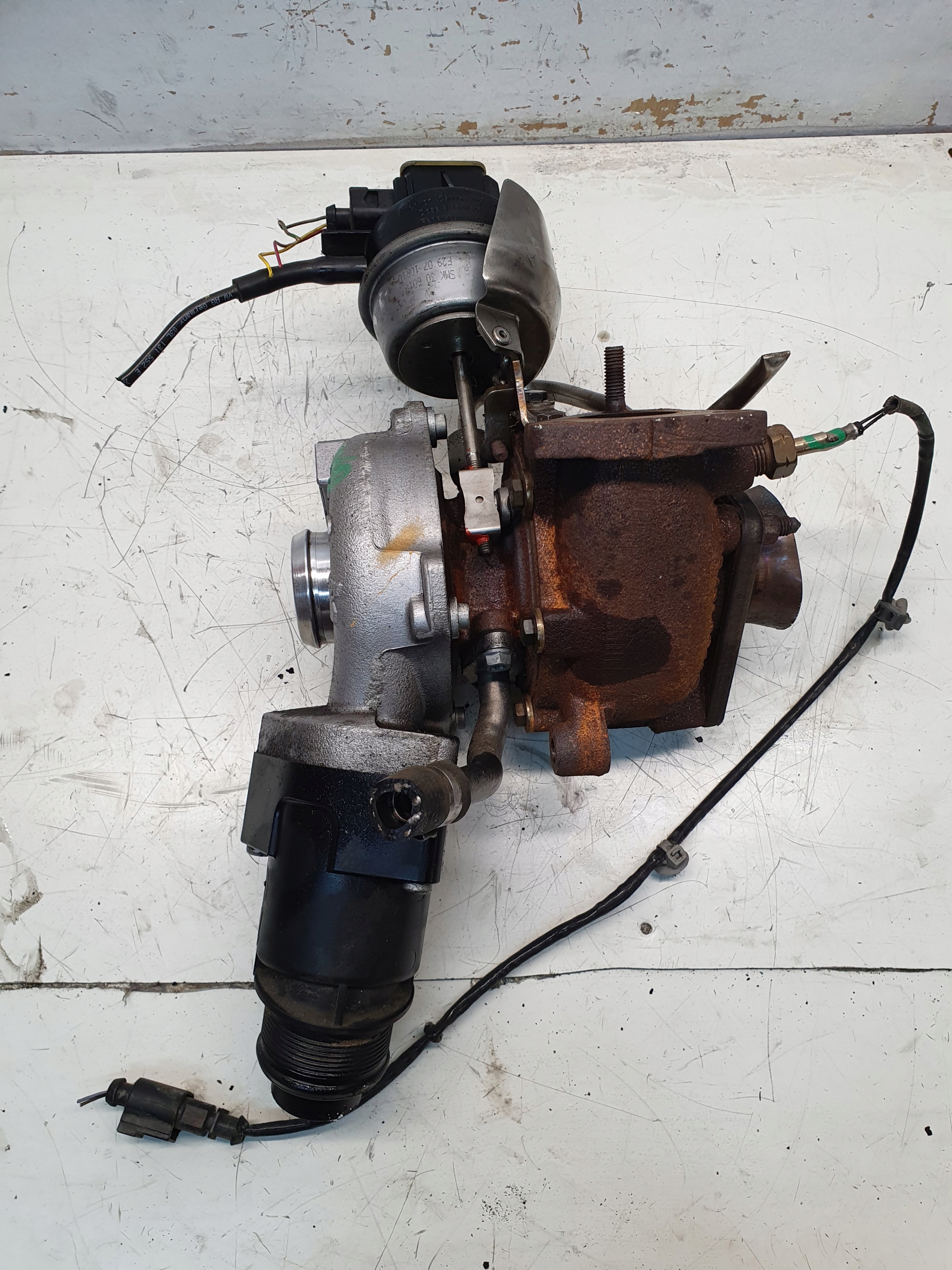 AUDI A4 B8 2.0 TDI TURBO 03L145701D