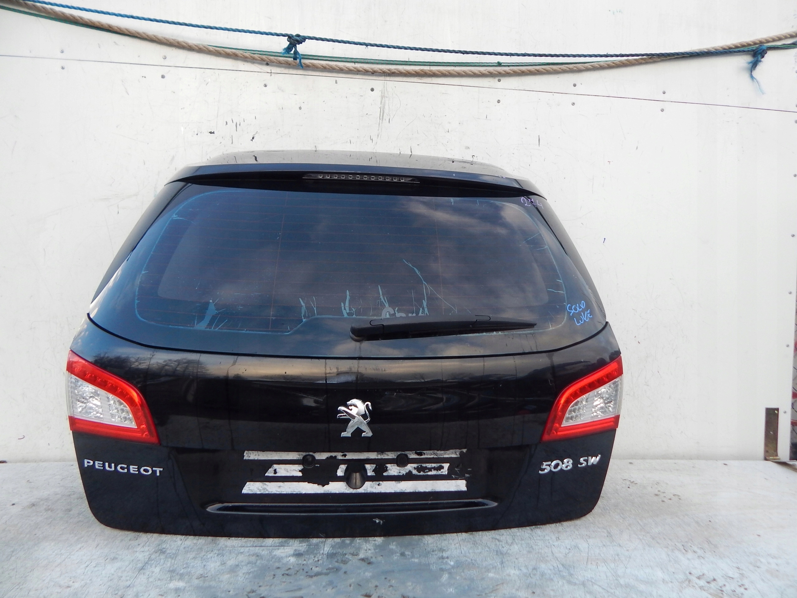 peugeot 508 sw kombi ZADNÁ KAPOTA