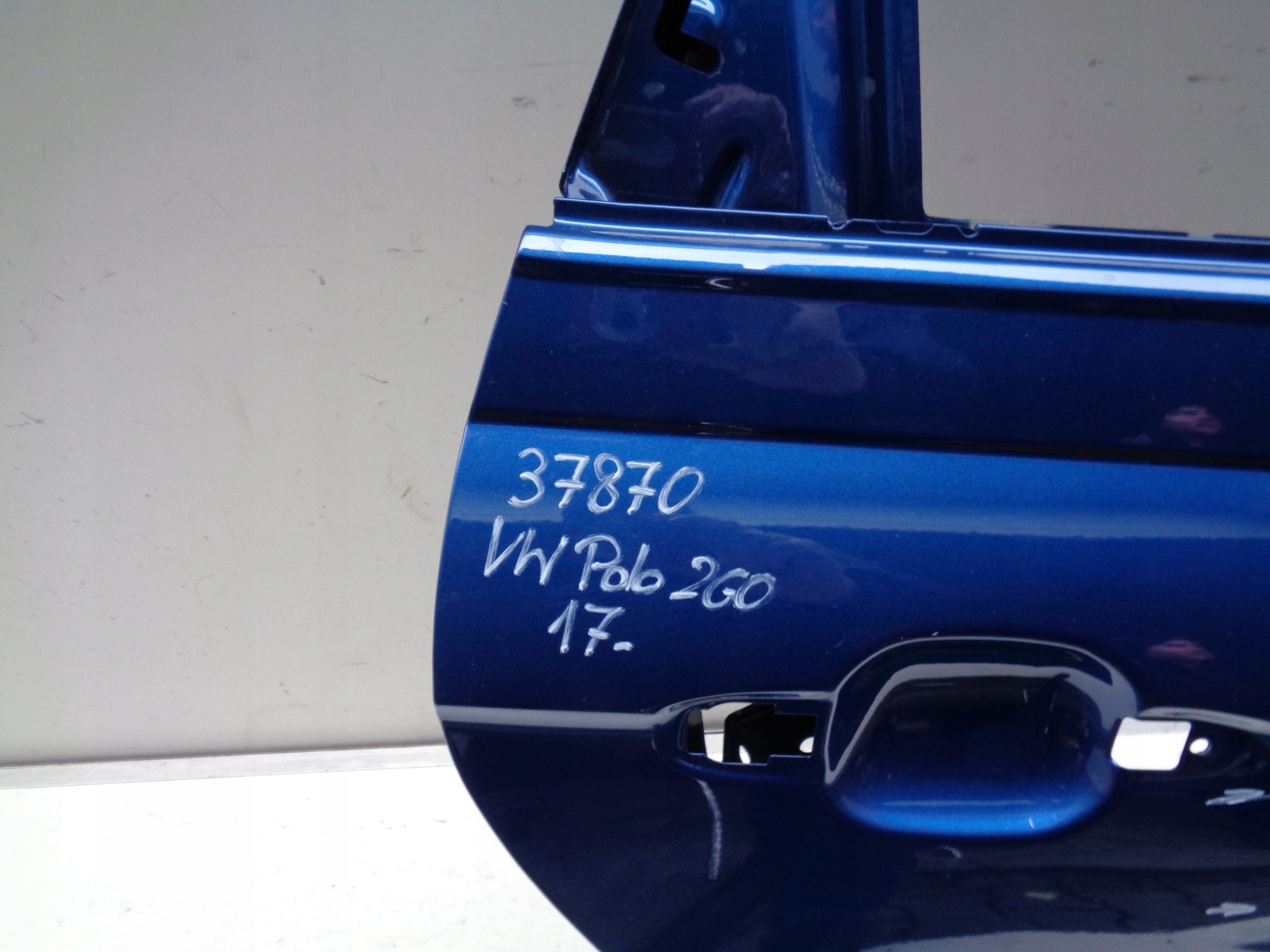 PRAVE ZADNE DVERE VW POLO 2G 2G0 17- NR 37870