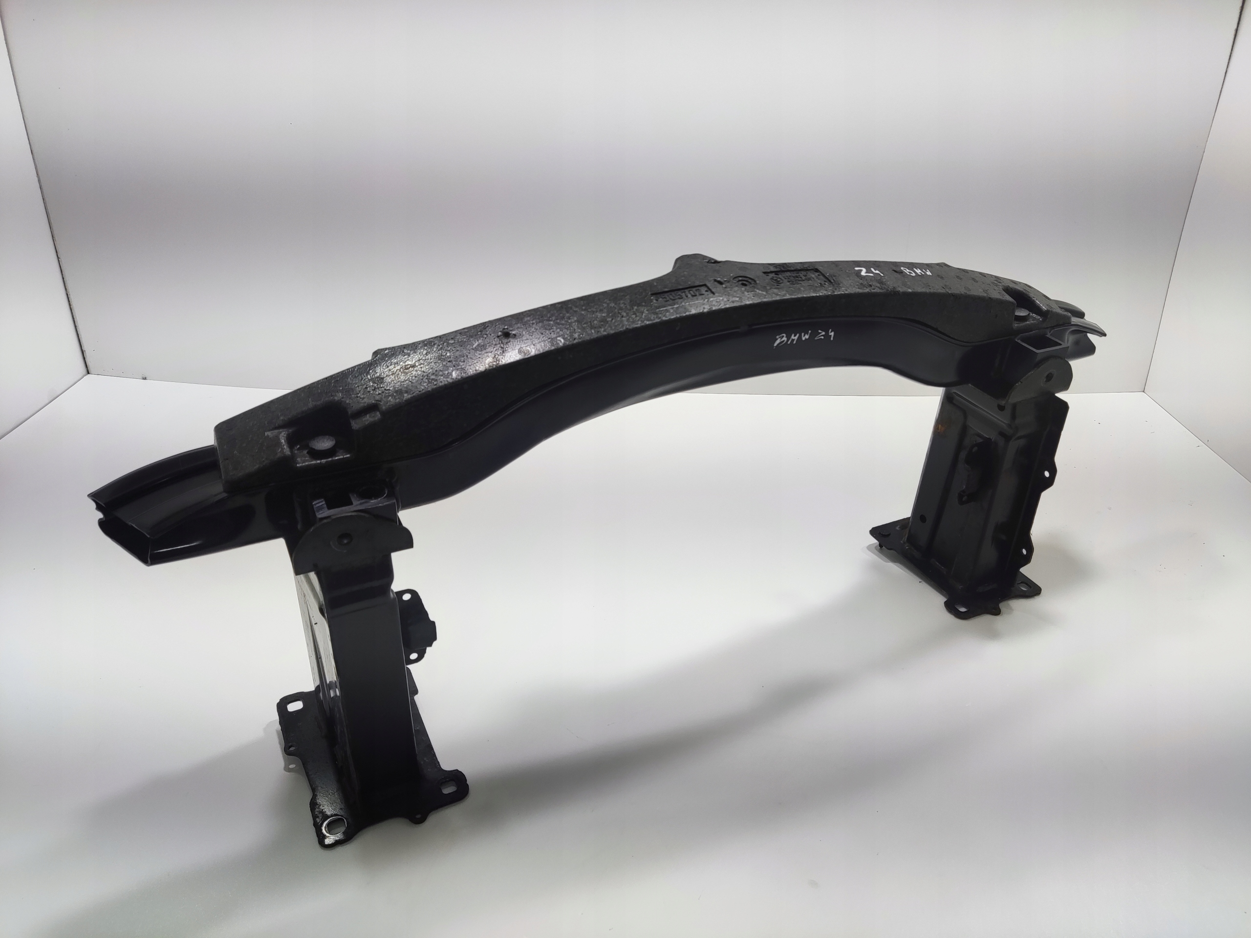 VÝSTUHA PRIEČKA POD PREDNÝ NÁRAZNÍK ABSORBER BMW Z4 E85 2002-2006