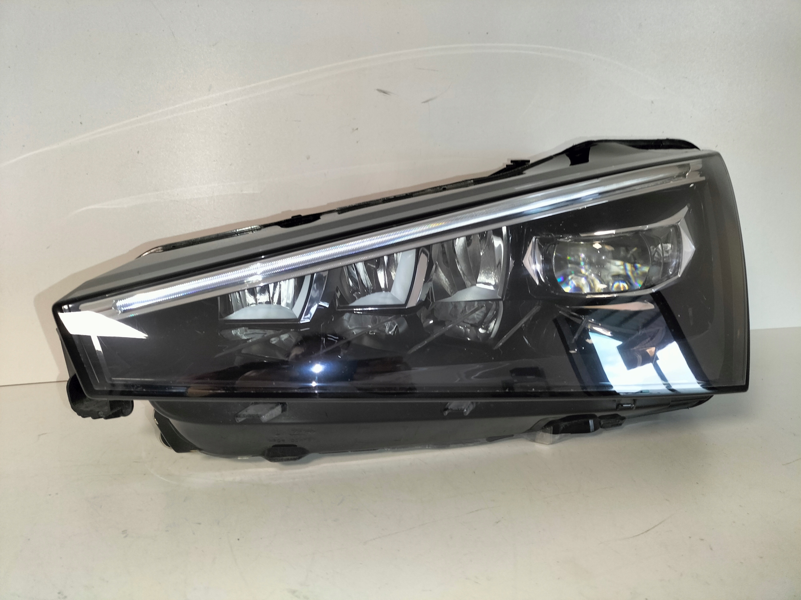 LAVE PREDNE SVETLO SKODA SCALA 19- FULL LED CRYSTAL LIGHTING