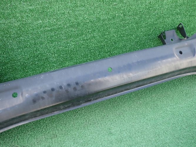 VW LIFT 10- VYSTUHA PREDNEHO NARAZNIKA