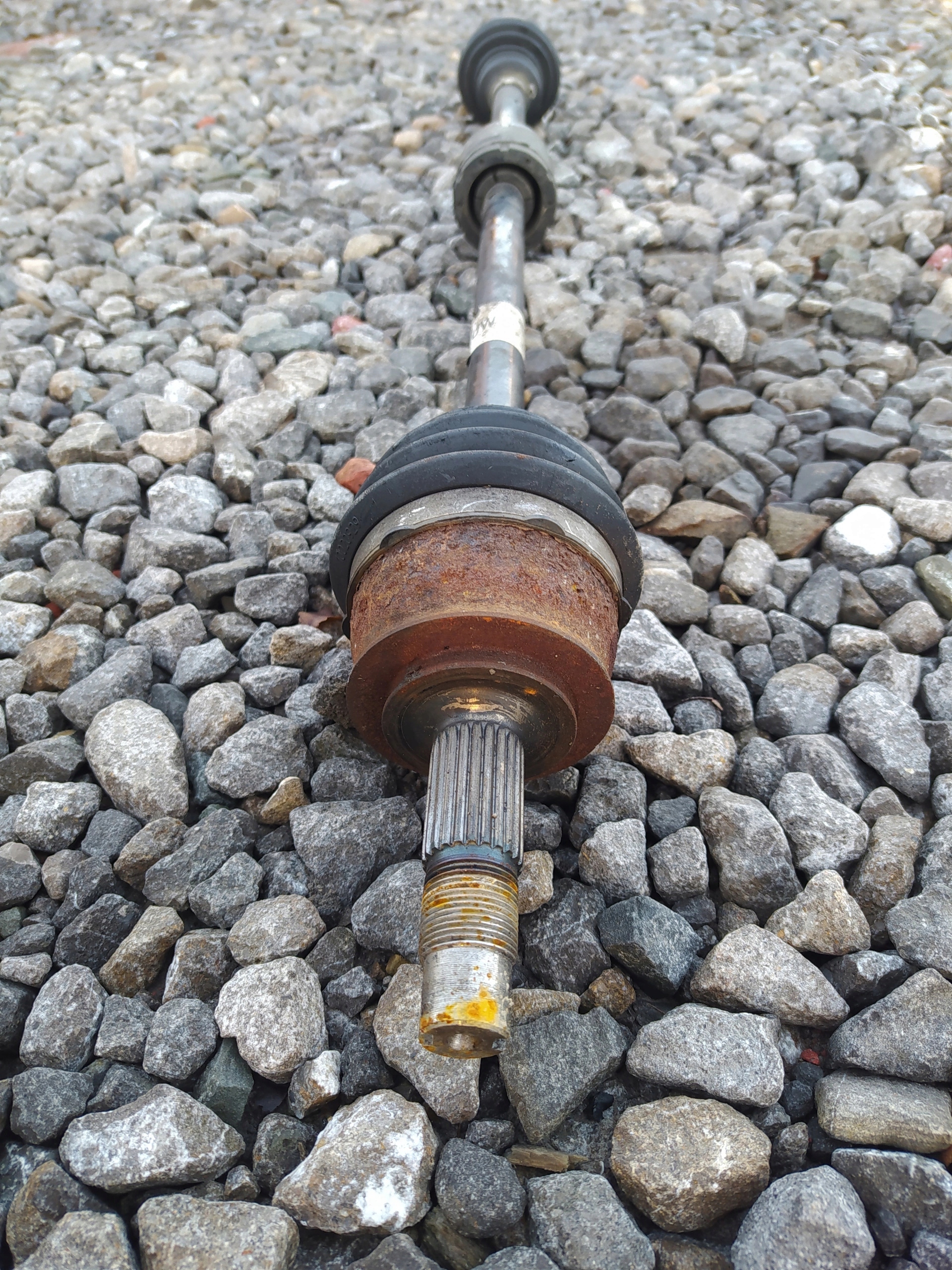 OPEL CORSA E 1.4 16V PRAVA PREDNA POLOOS 13149829