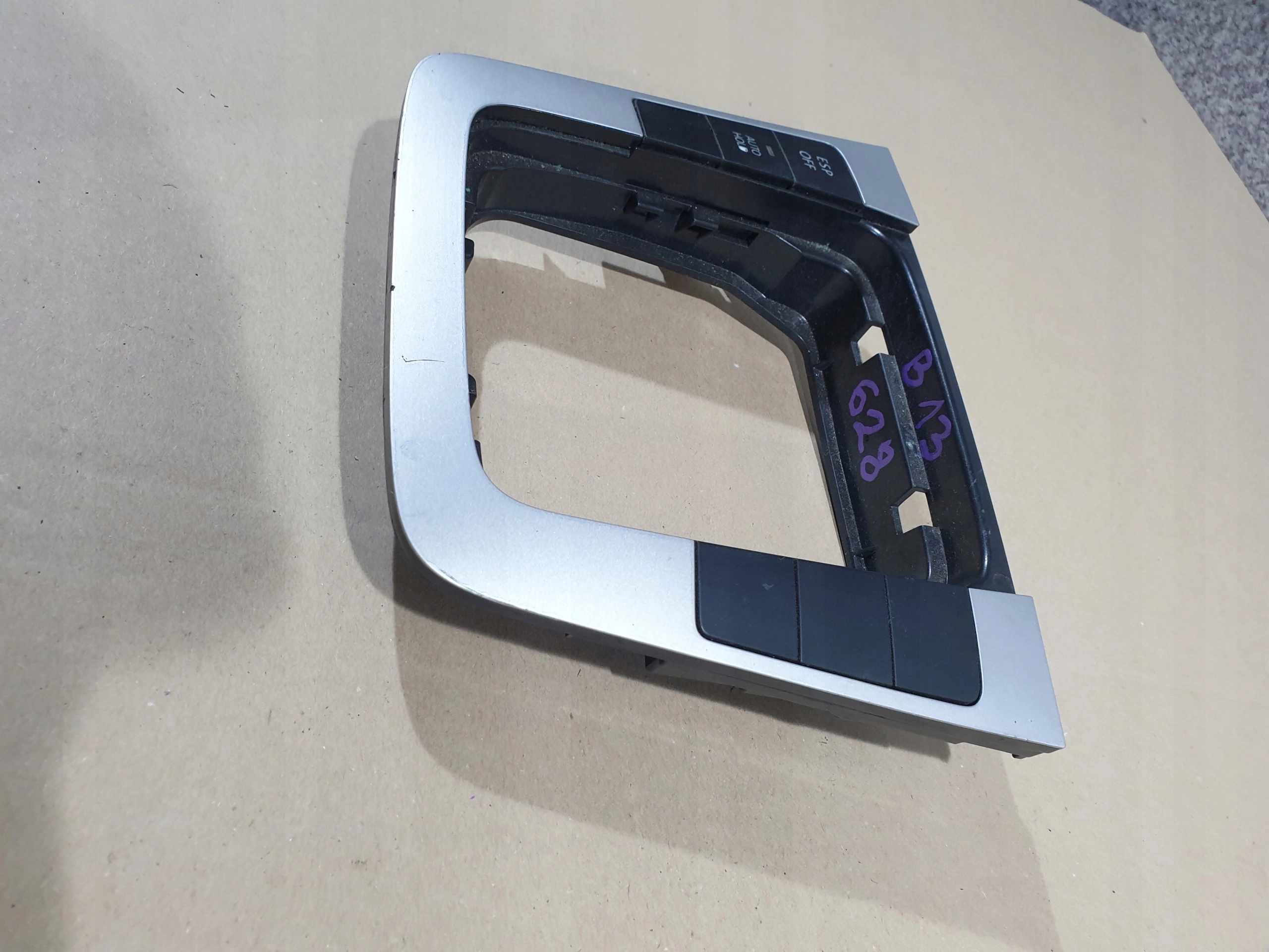 VW PASSAT B7 RAMIK RYCHLOSTI 3C0864263G