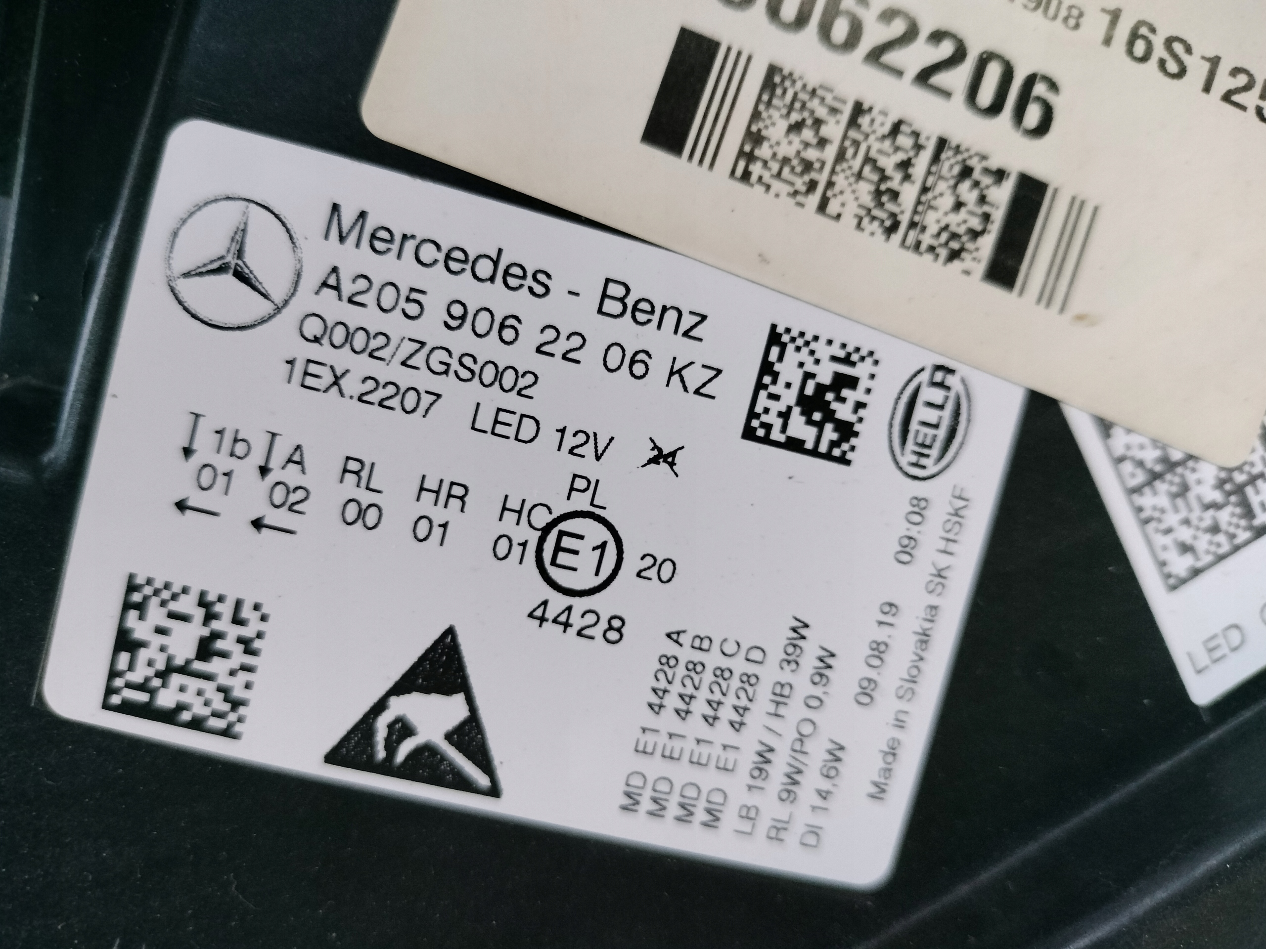 PRAVE PREDNE SVETLO MERCEDES C-KLASA W205 18- LIFT FULL LED