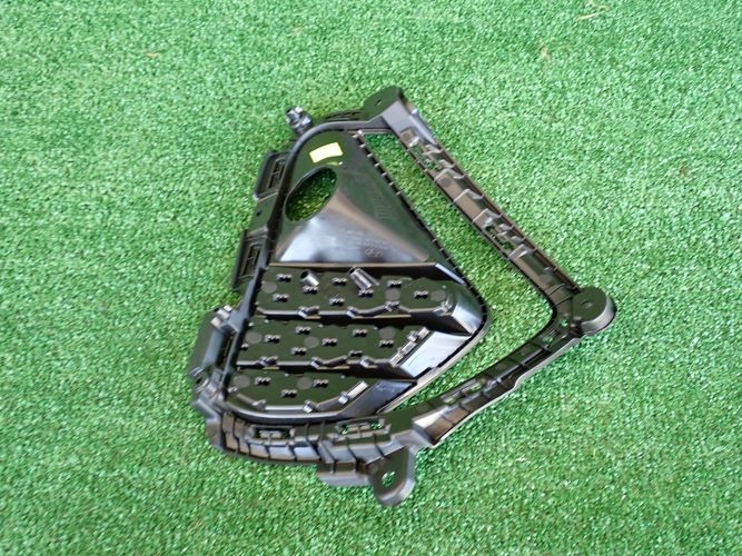 HYUNDAI TUCSON III N-LINE LIFT 18- PRAVA MRIEZKA 86542-D7700