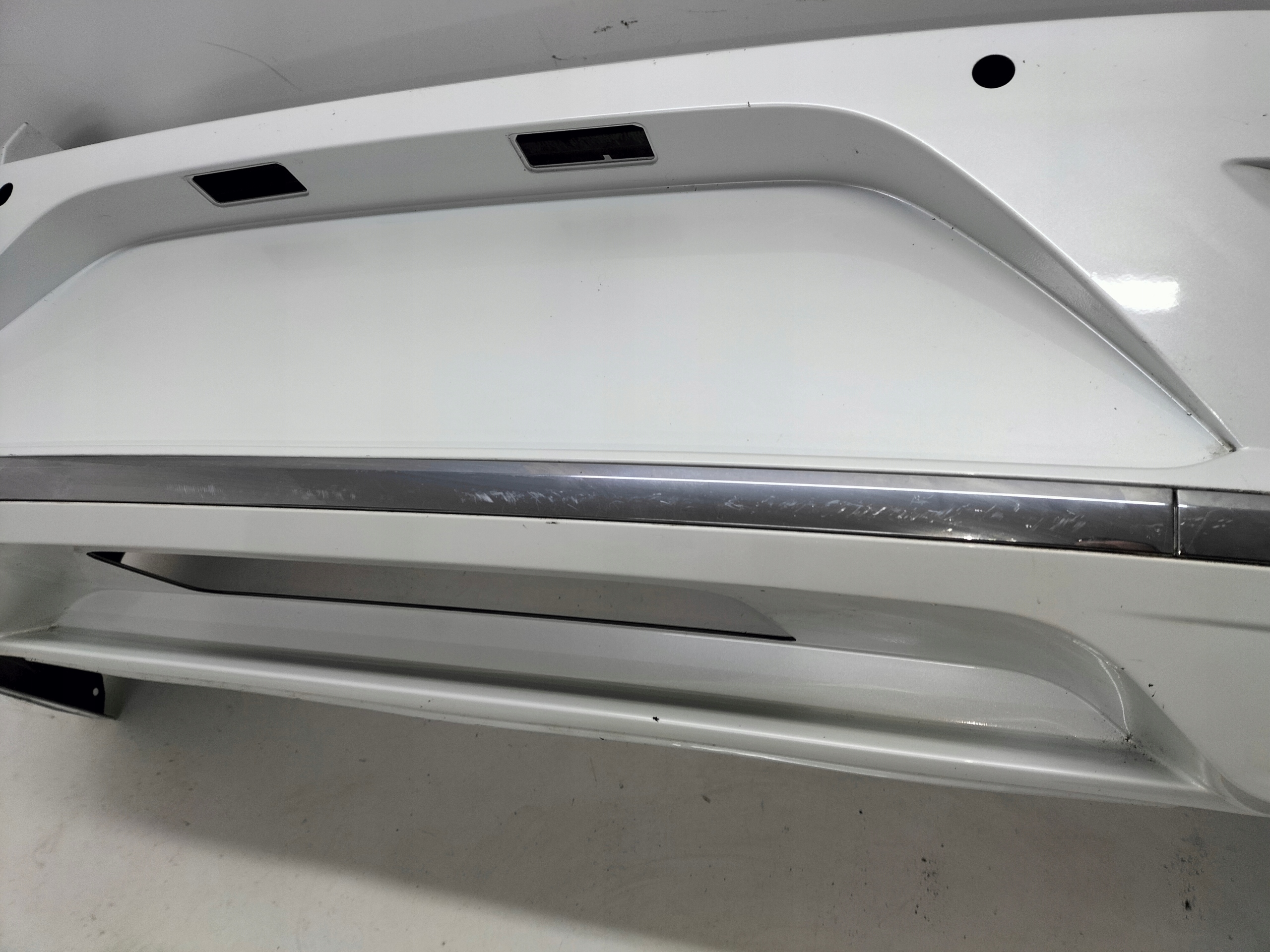 ZADNÝ NÁRAZNÍK VW ARTEON 17- 3G8