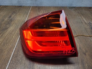 BMW 3 F30 7312845 LAVE ZADNE SVETLO BMW 3 F30 7312845 LAVE ZADNE SVETLO