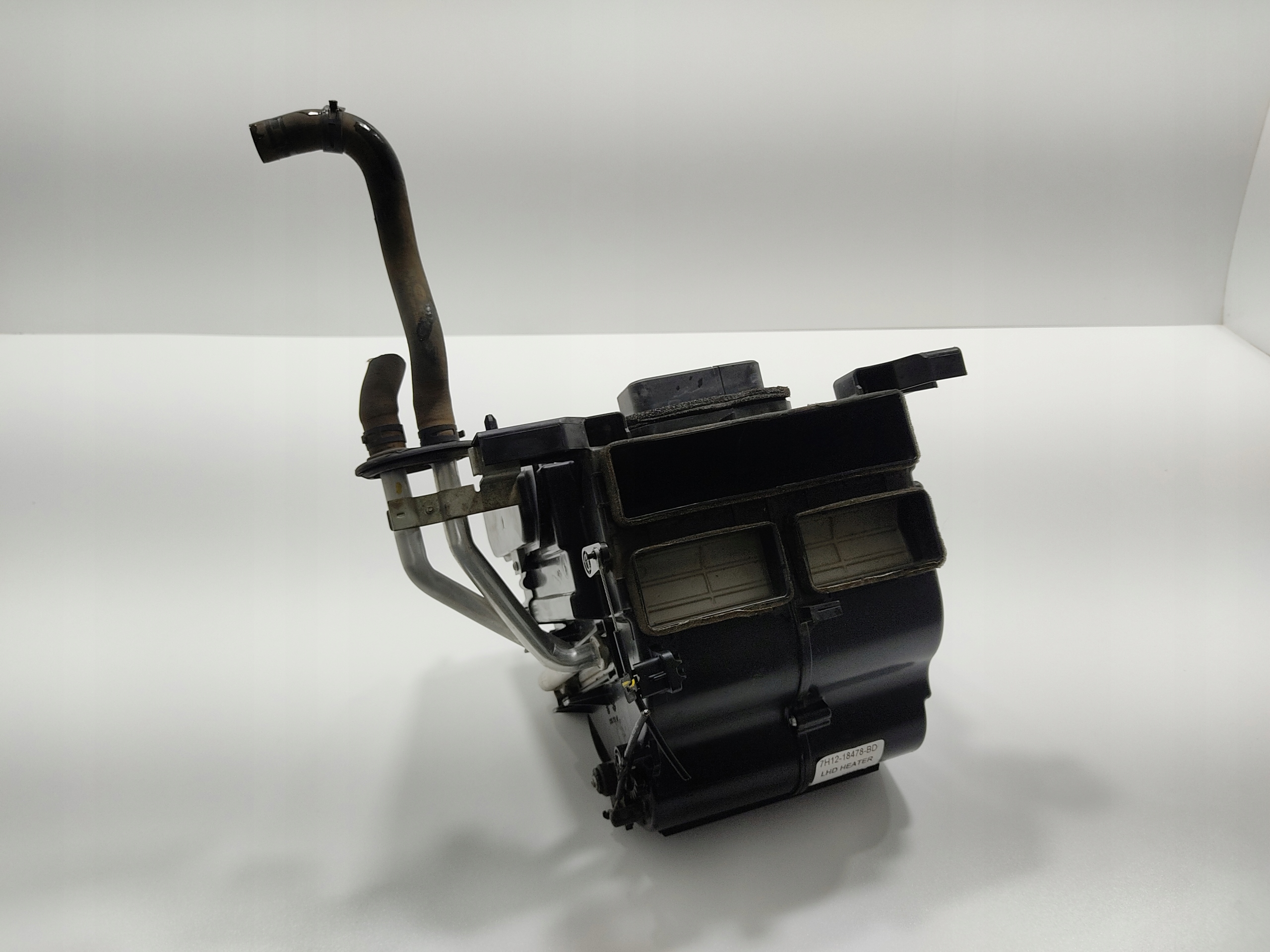 RADIÁTOR KÚRENIA LAND ROVER DEFENDER 2.2 2.4 TDCI 7H12-18478-BD 2007-2014 EUROPA