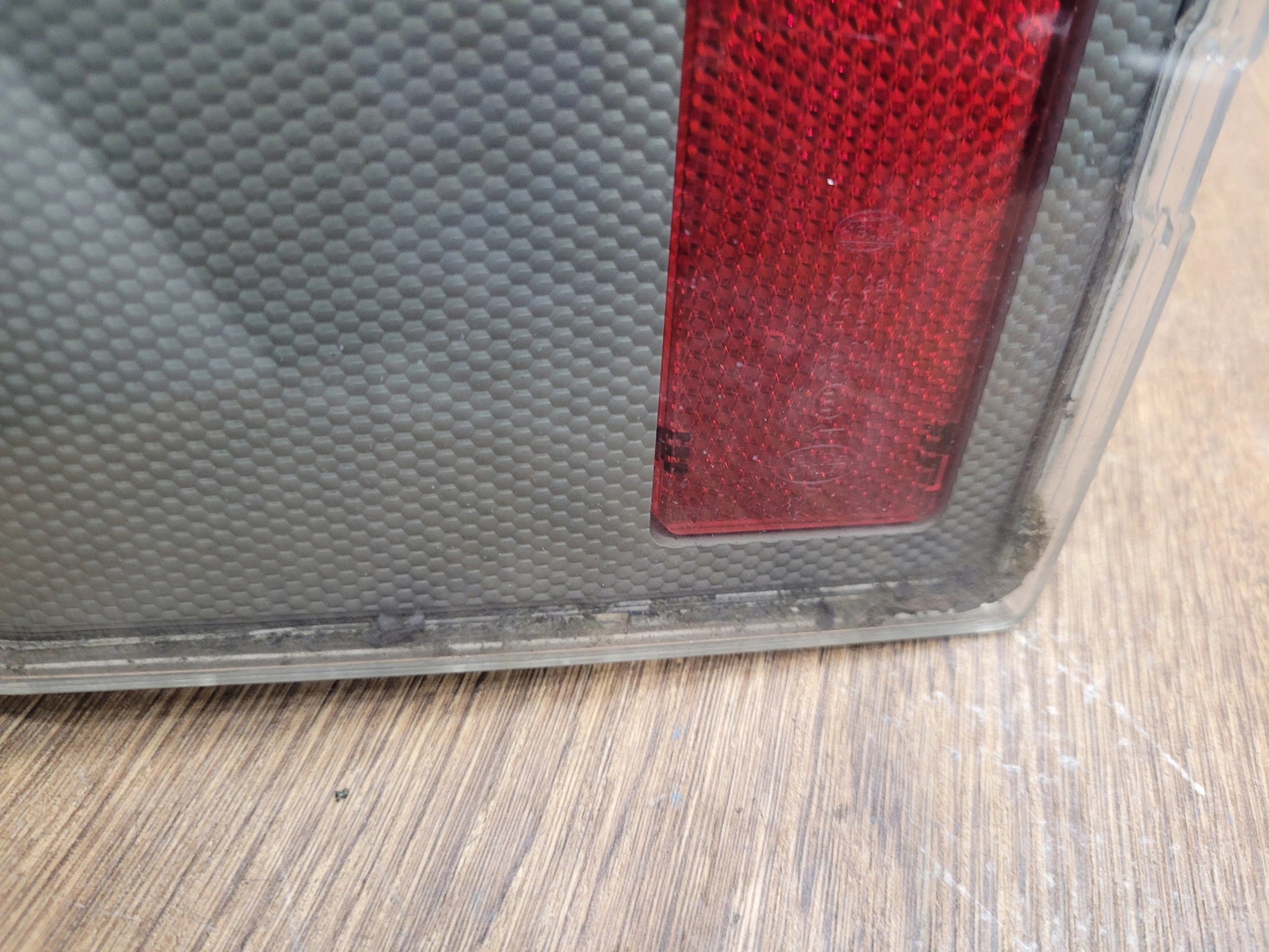 LAND ROVER RANGE ROVER L322 PRAVE ZADNE SVETLO XFB500321