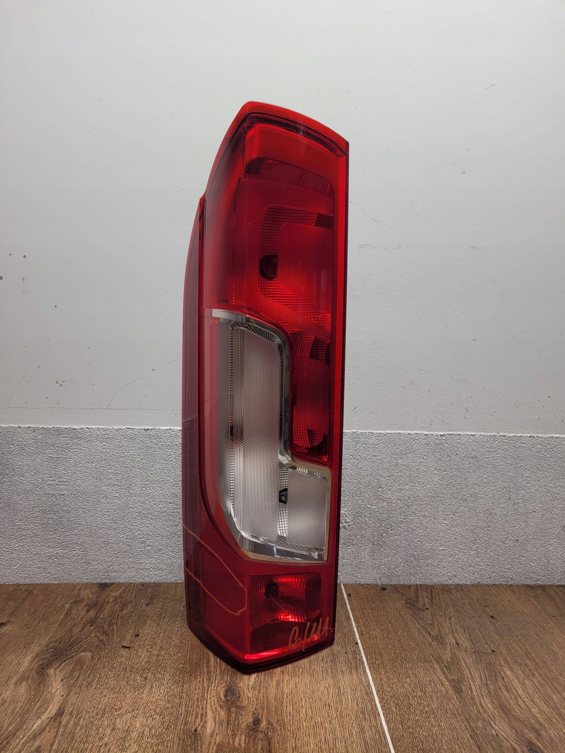 Peugeot Boxer jumper ducato lift 02062099900010 ĽAVÉ ZADNÉ SVETLO