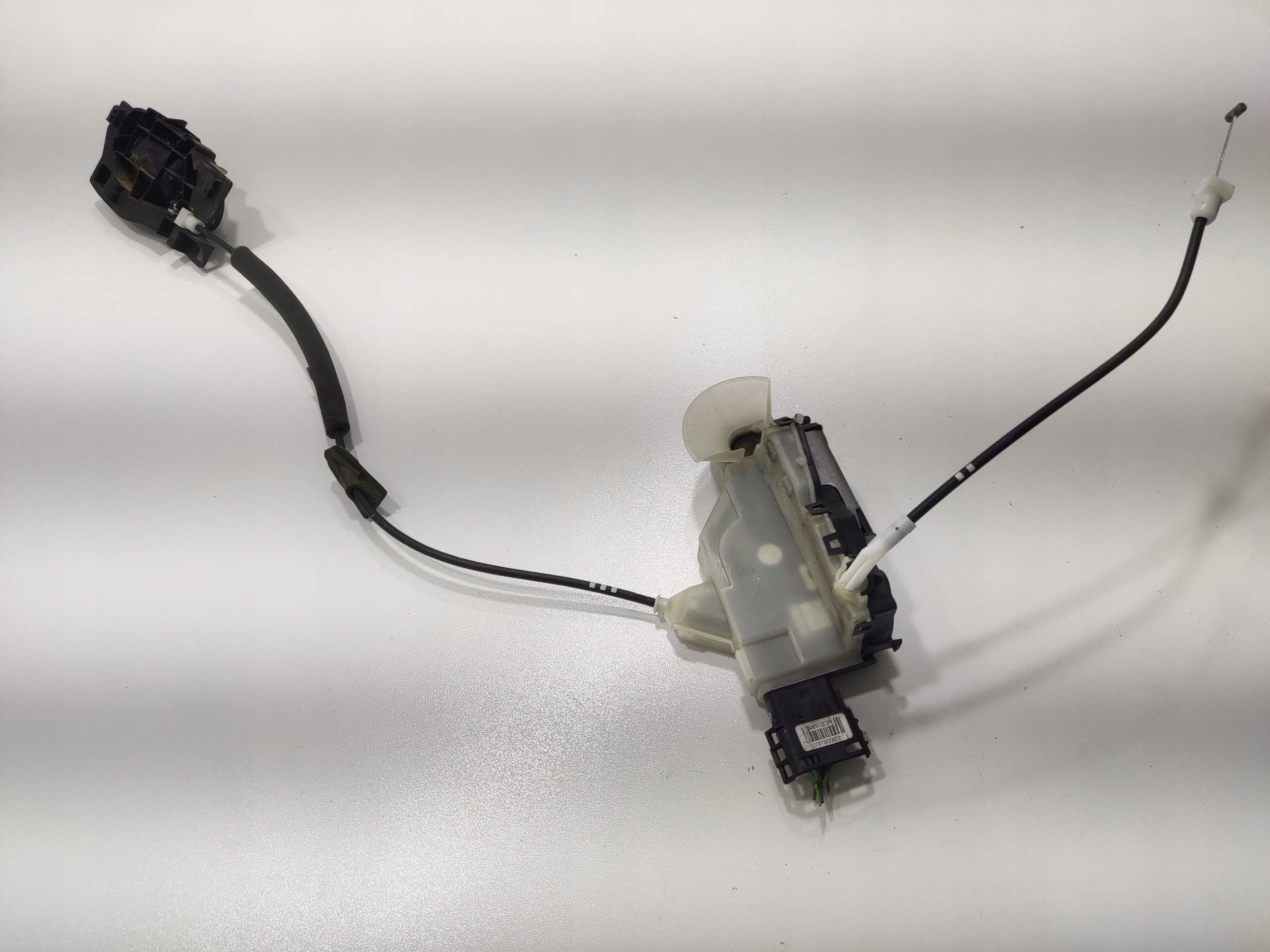 ZAMOK LAVYCH PREDNYCH DVERI PEUGEOT 5008 I 2013-2016 LIFT 6 PIN EUROPA